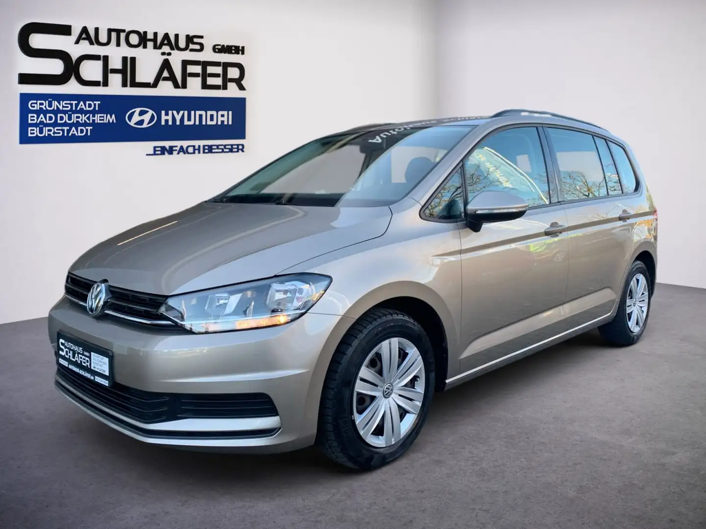 Volkswagen Touran 1.2 TSI Trendline Beige - 1