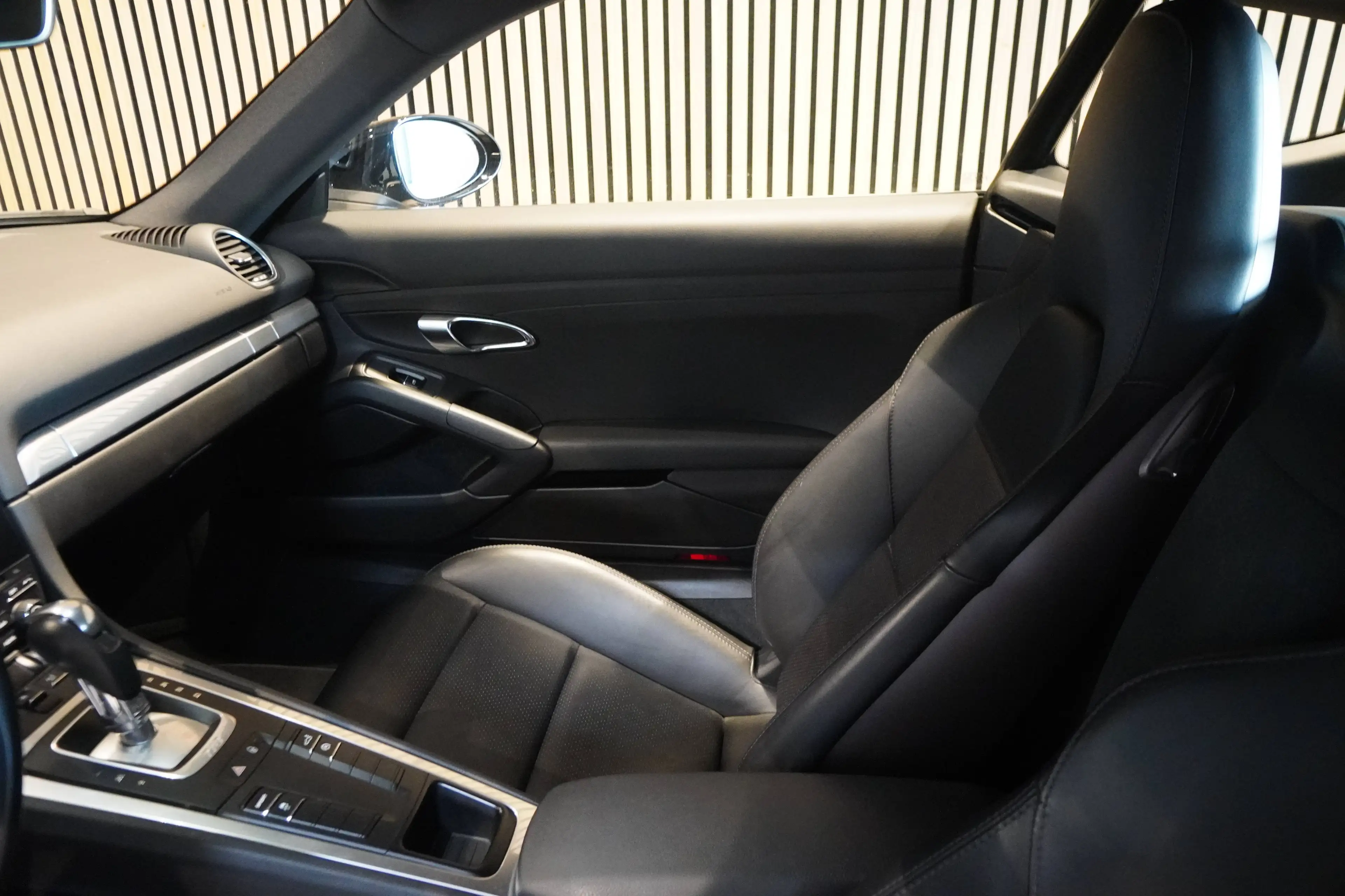 Porsche Cayman 718*PDK*19" Zoll*Sportsitze*Top-Zustand*2.Hd* — photo 8