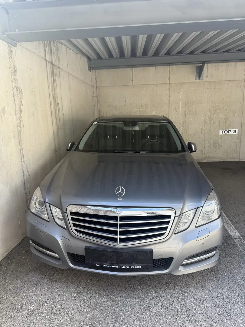 Mercedes-Benz E 200 E 200 A-Edition BlueEfficiency CDI Aut. A-Edition Silber - 2