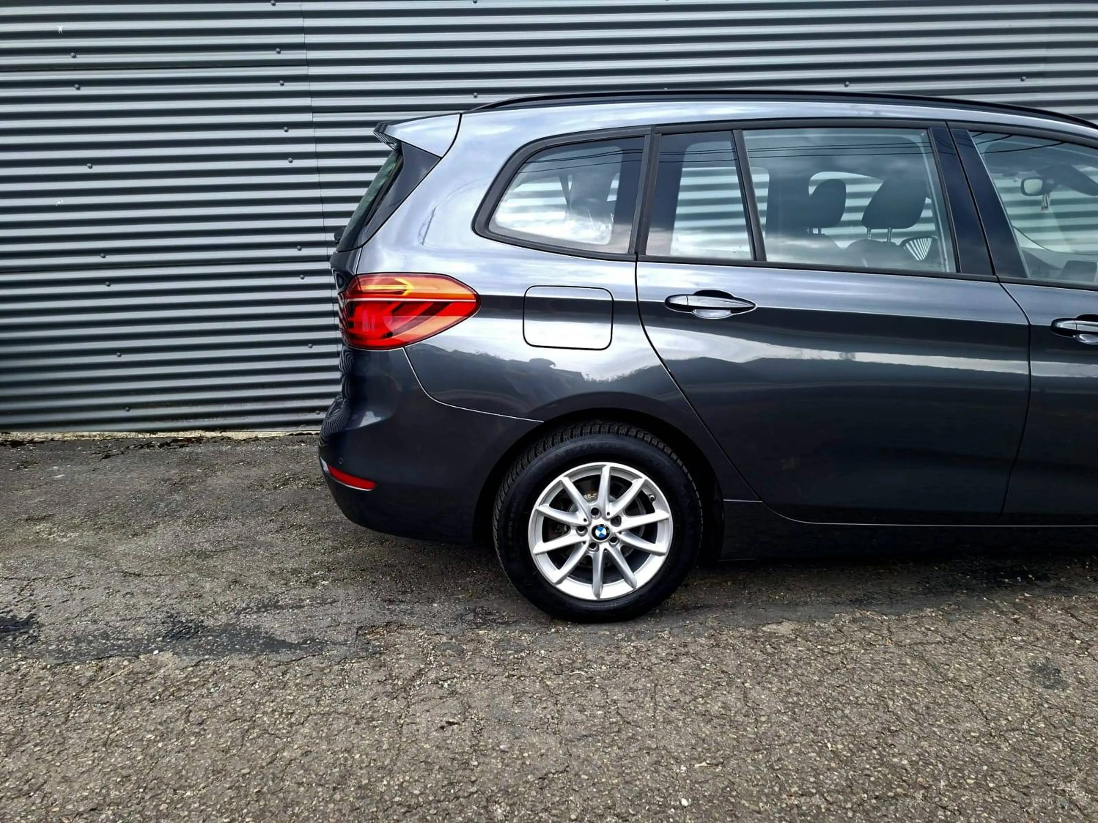 BMW 216 🔺216*LOOK M TECHNIK*XENON LED*7PLACES *CAR PASS*🔺 — photo 8