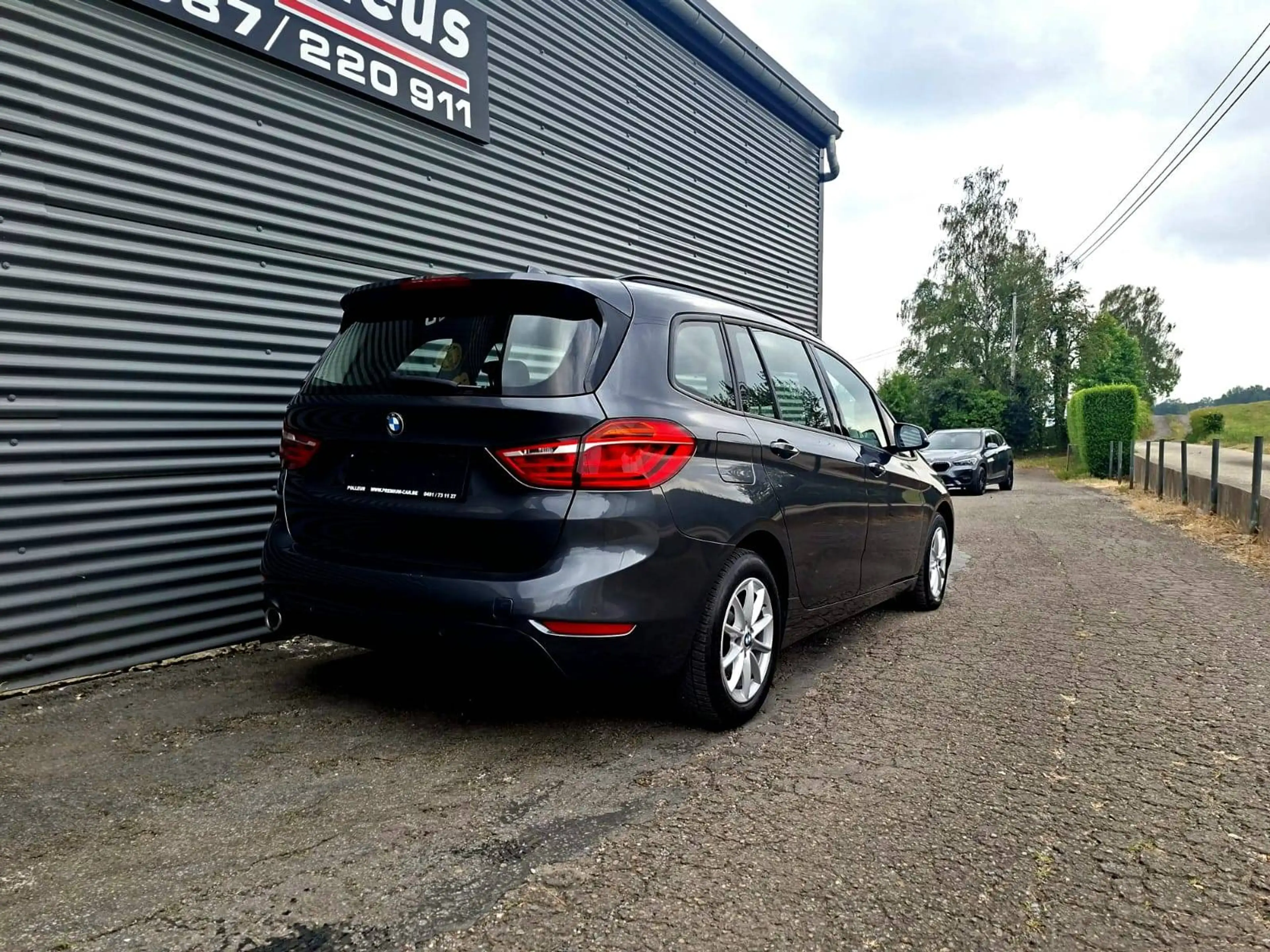 BMW 216 🔺216*LOOK M TECHNIK*XENON LED*7PLACES *CAR PASS*🔺 — photo 4