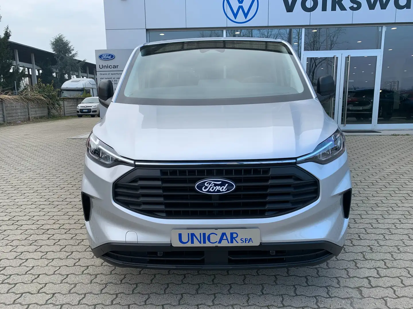 Ford Transit Custom 2.0 diesel 136 cv COMBI 9 POSTI "PRONTA CONSEGNA" Argento - 2