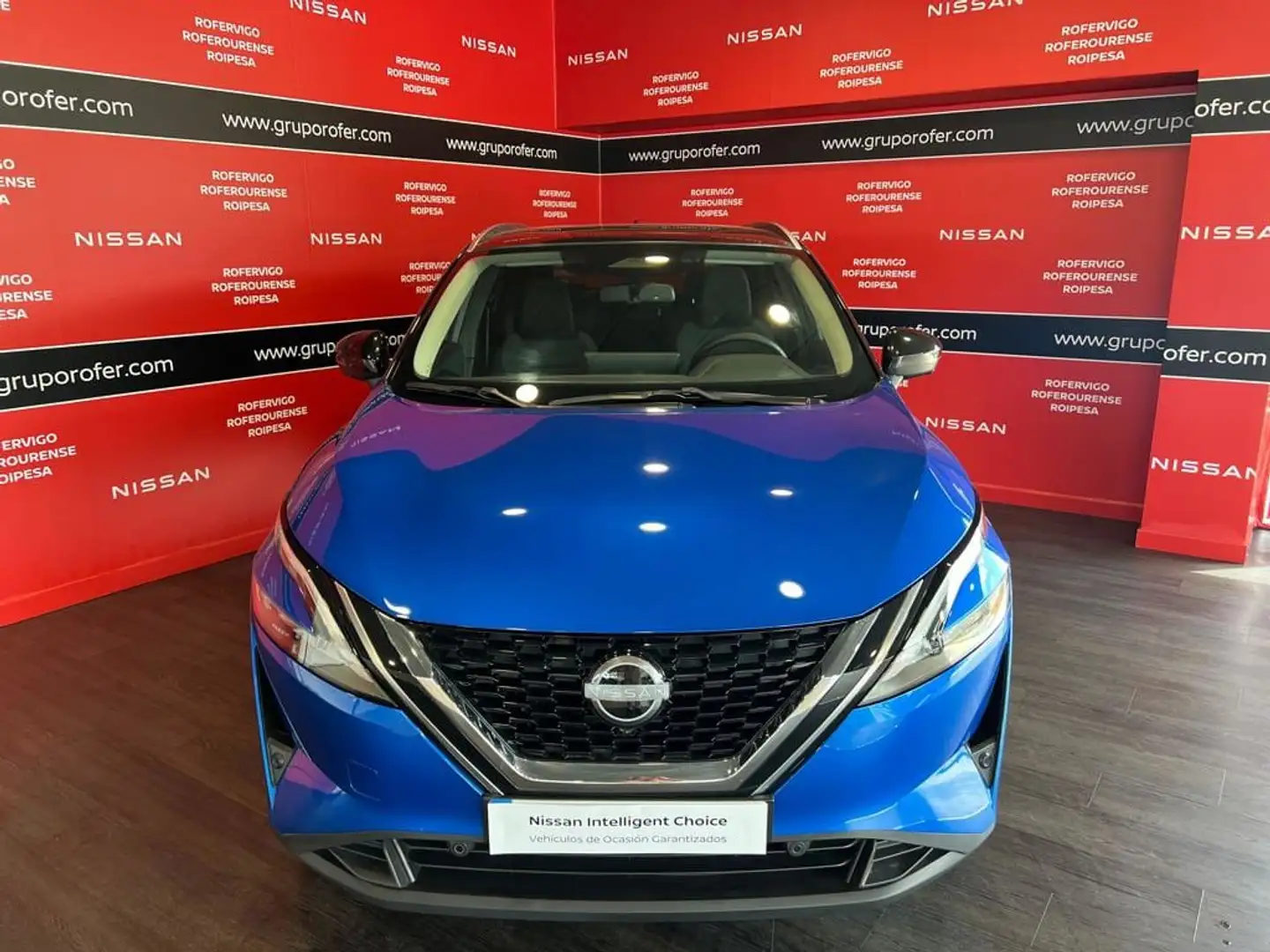 Nissan Qashqai 1.3 DIG-T mHEV 12V N-Connecta 4x2 Aut. 116kW Zwart - 2
