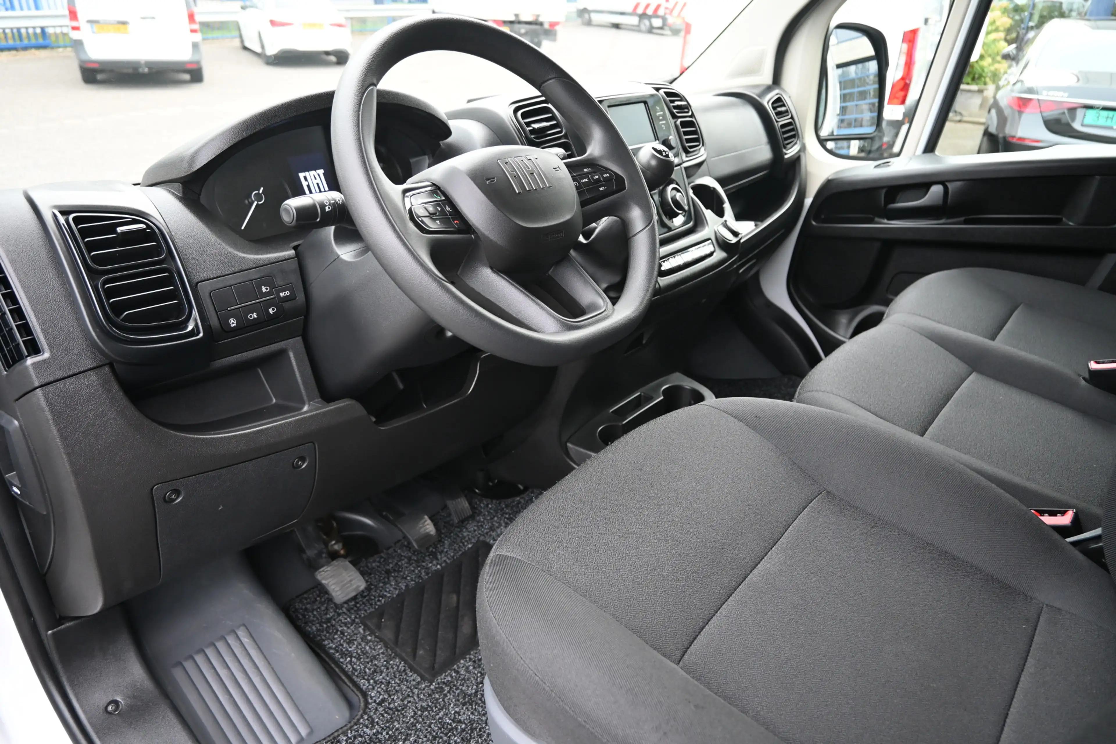 Fiat Ducato L2H2 2.2 MultiJet 140 pk 3.5t Camera, Cruise contr — photo 4