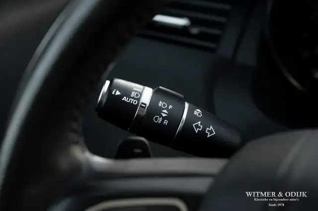 Land Rover Range Rover Evoque view 12