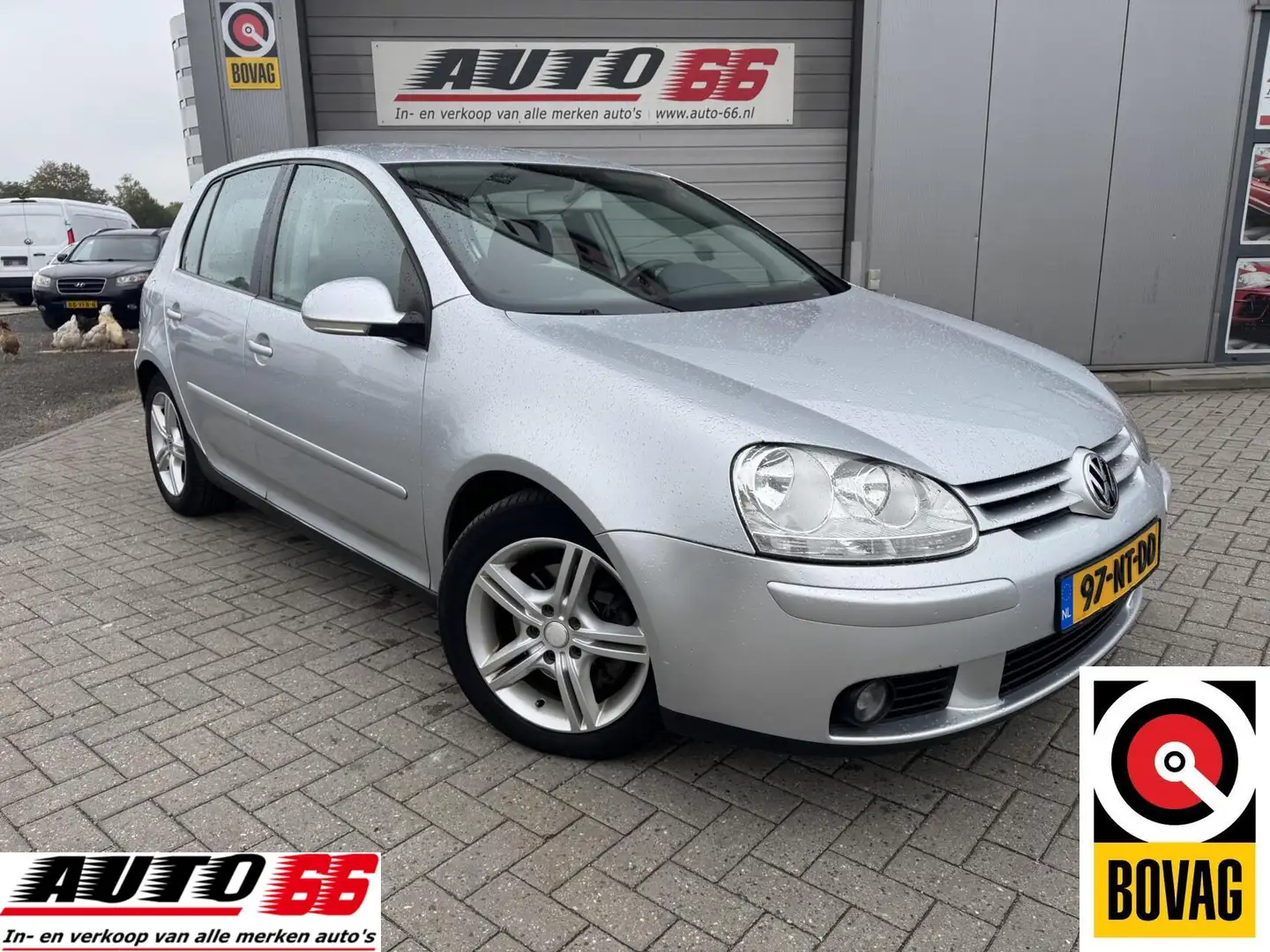 Volkswagen Golf 1.6 FSI Comfortline 5 drs AIRCO APK tot 10-2026 Grijs - 2