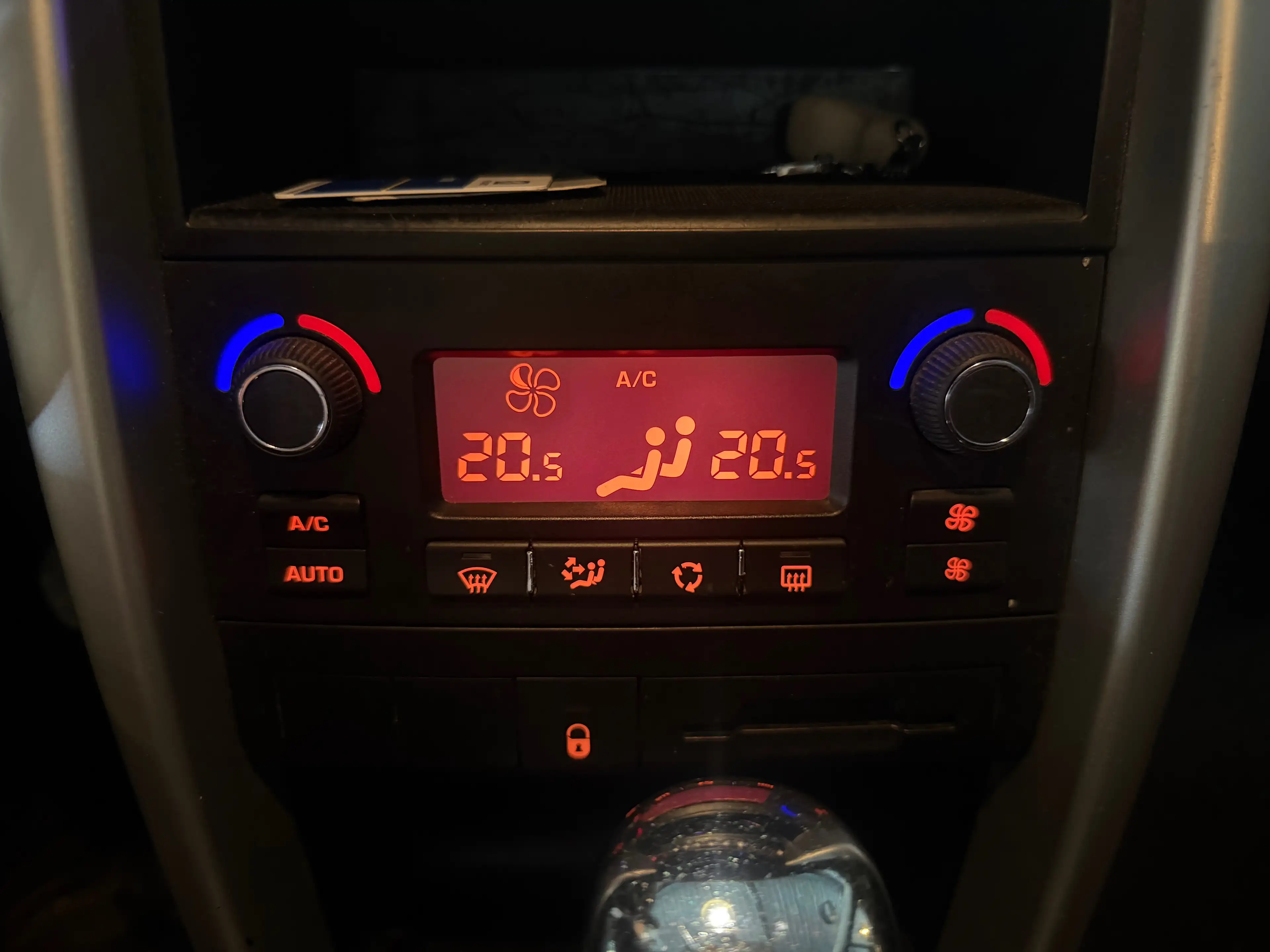 Peugeot 207 207 1.6i Sporty / 12 Mois De Garantie / Automatique — photo 12