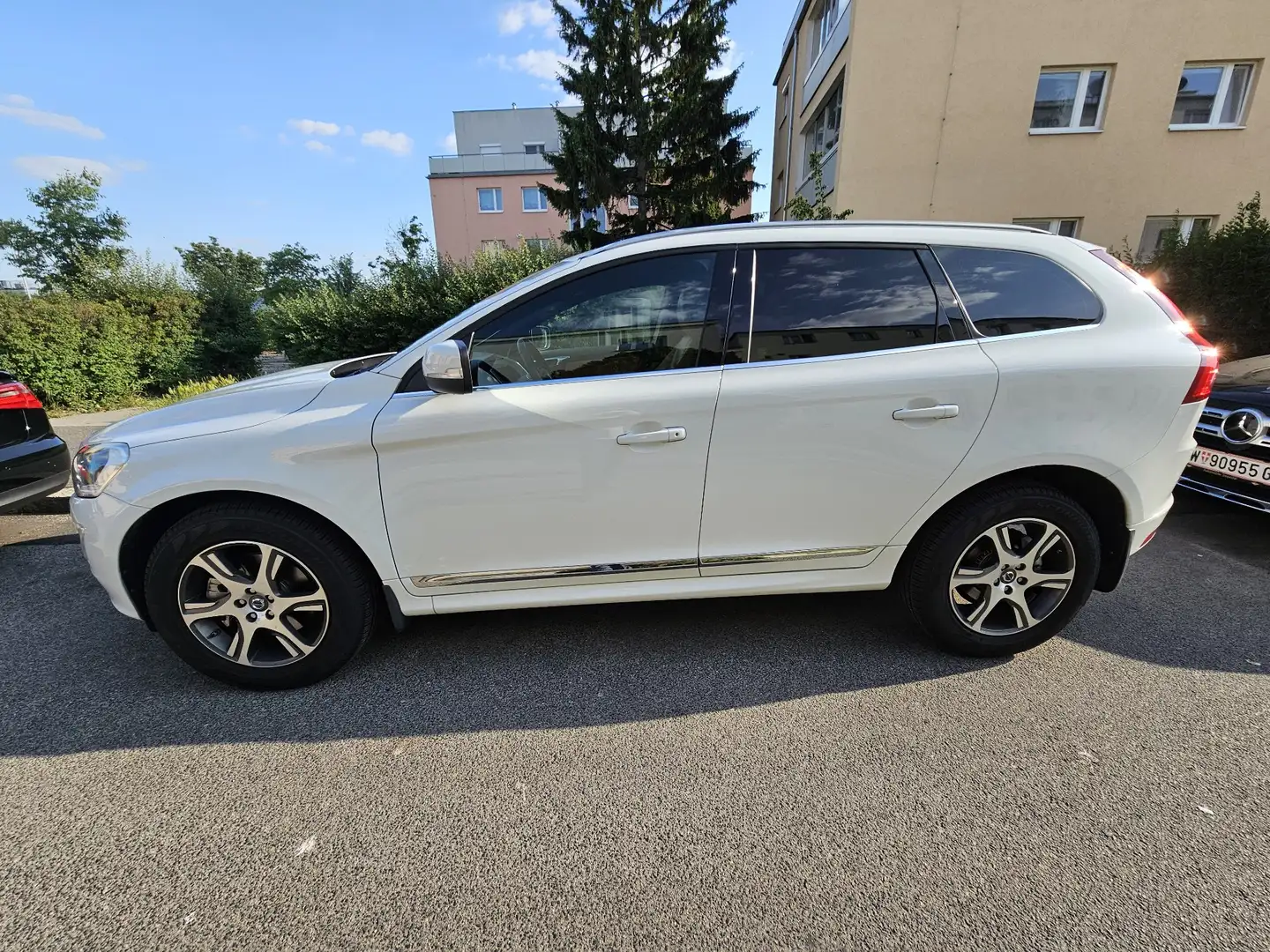 Volvo XC60 D4 Geartronic Summum - 2