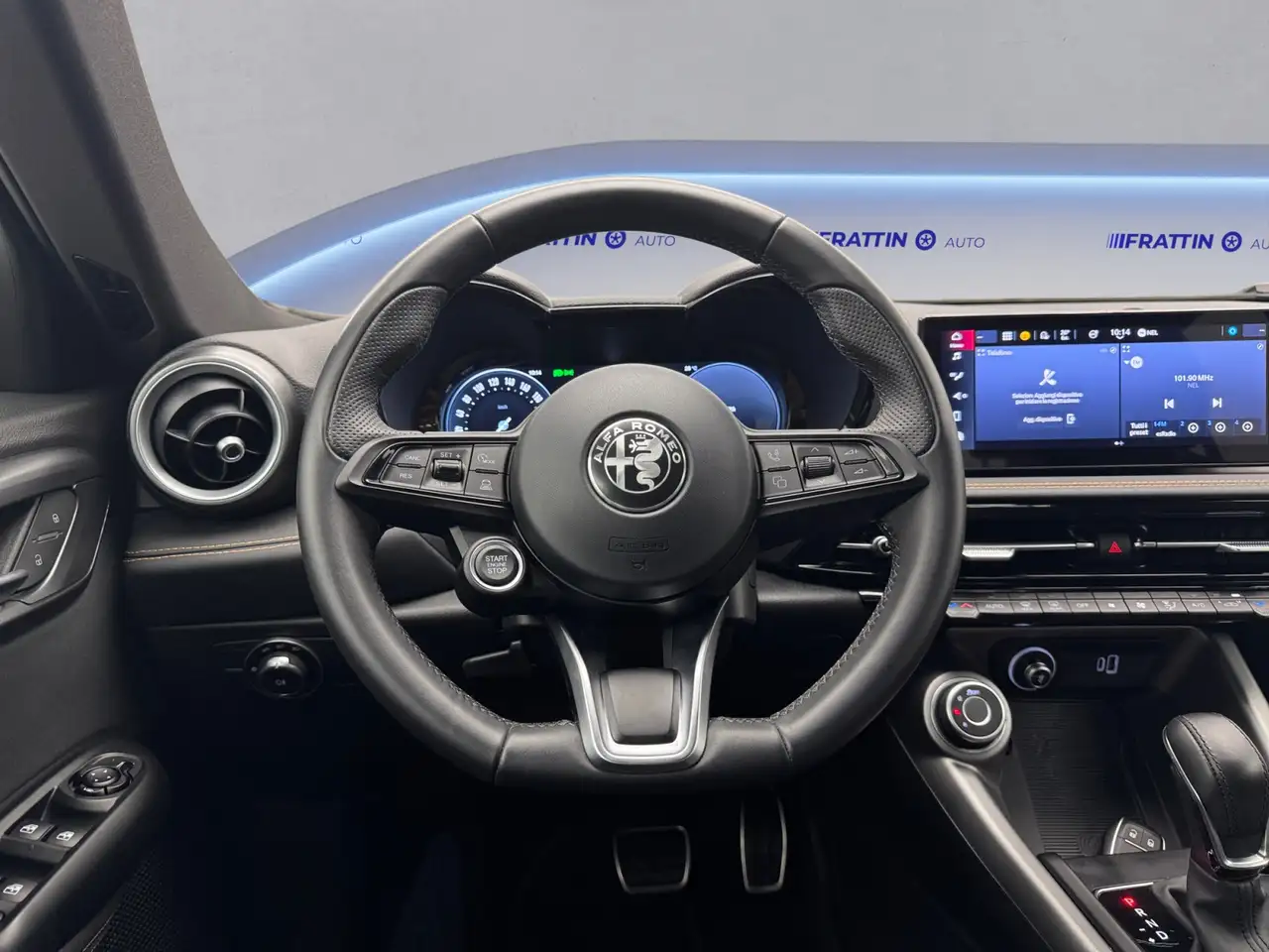Alfa Romeo Tonale 2024 — фото 15