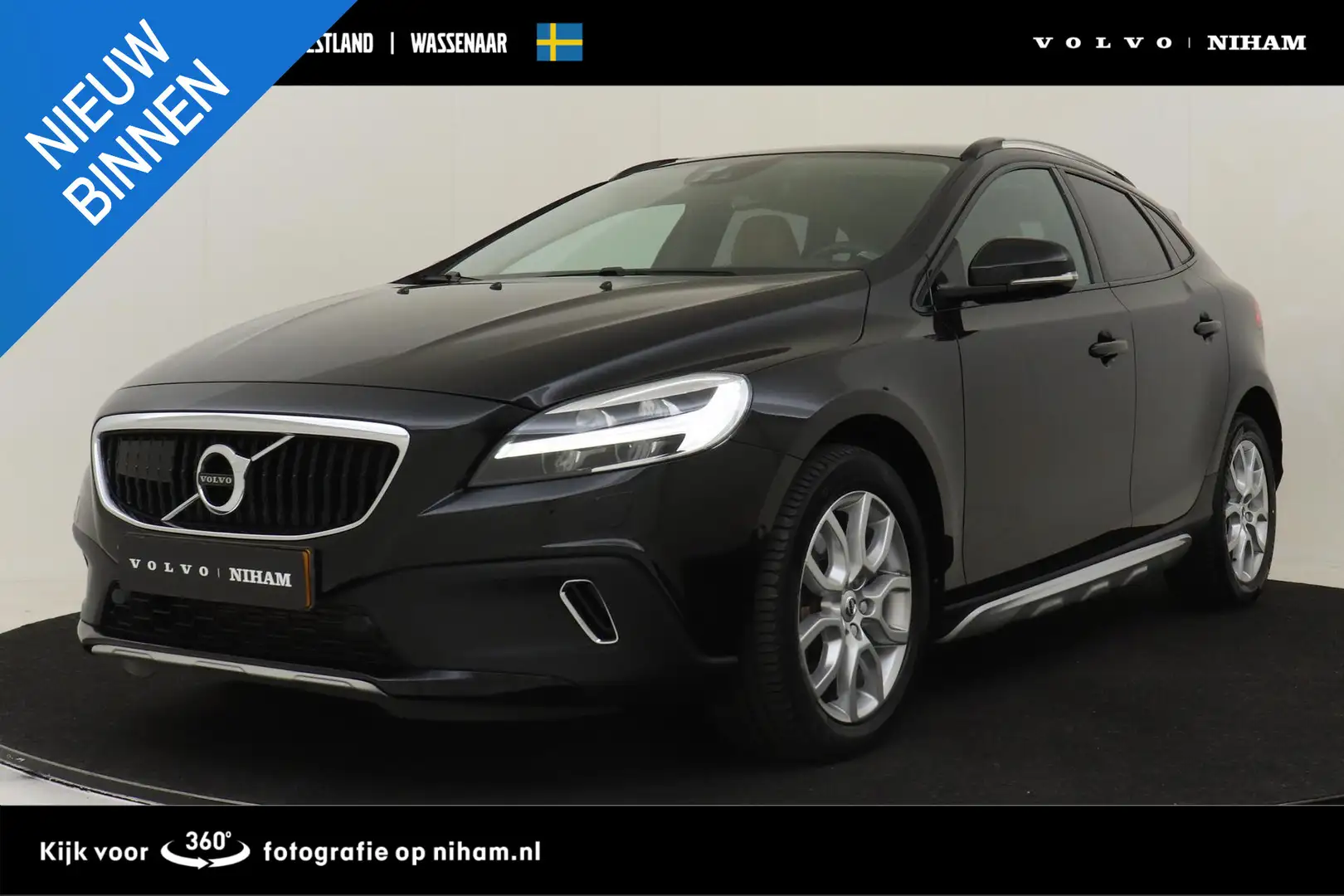 Volvo V40 Cross Country T3 AUT. POLAR+ LUXURY -PANO.DAK|POWER-SEATS|ADAP.C Zwart - 1