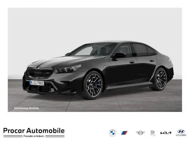 Bmw M5 Limousine PANO ACC 360°KAM RFK NAVI LED DAB