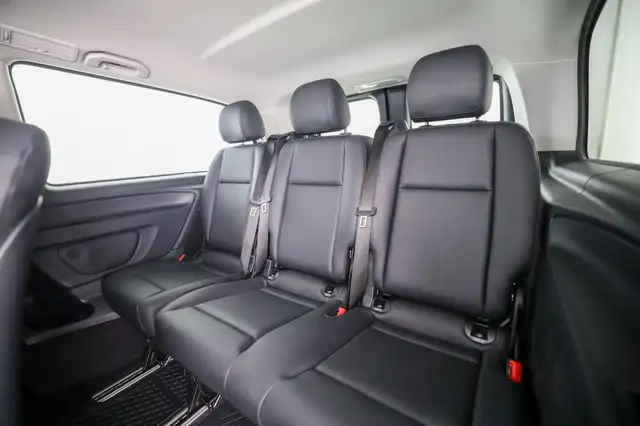 Mercedes-Benz Vito 116 CDI Kombi 4x4 PRO EL AHK 2,5t 9 Sitze Ansicht 18
