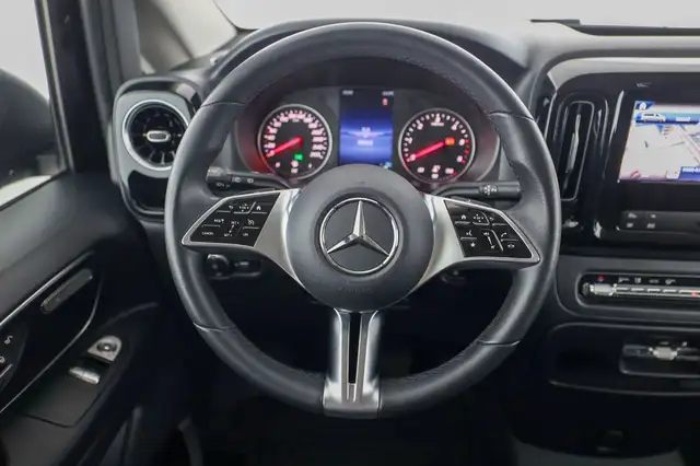 Mercedes-Benz Vito 116 CDI Kombi 4x4 PRO EL AHK 2,5t 9 Sitze Ansicht 13