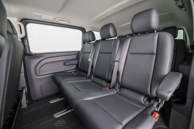 Mercedes-Benz Vito 116 CDI Kombi 4x4 PRO EL AHK 2,5t 9 Sitze Ansicht 17