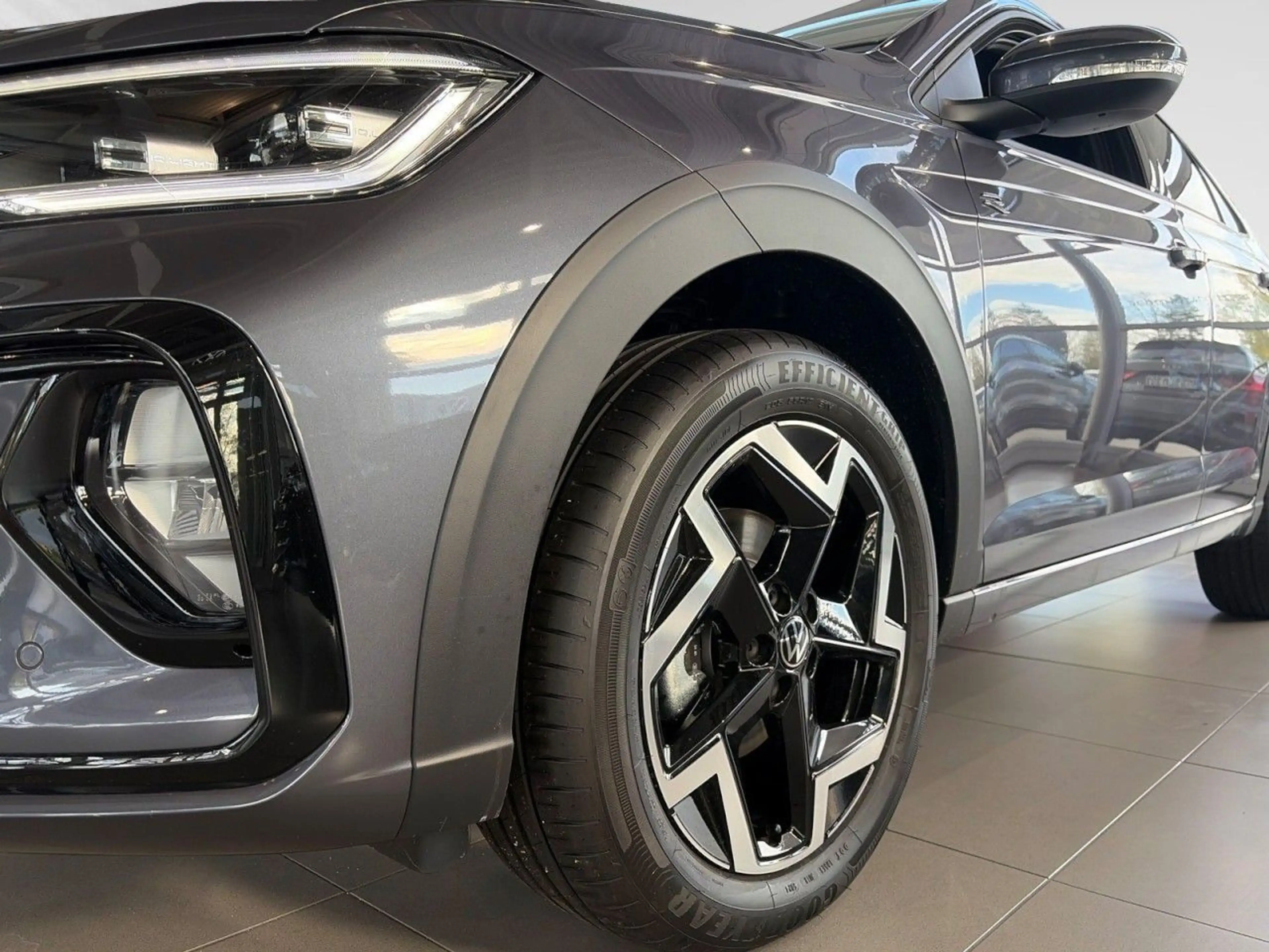 Volkswagen Taigo R-Line 1,5 l TSI DSG — photo 7