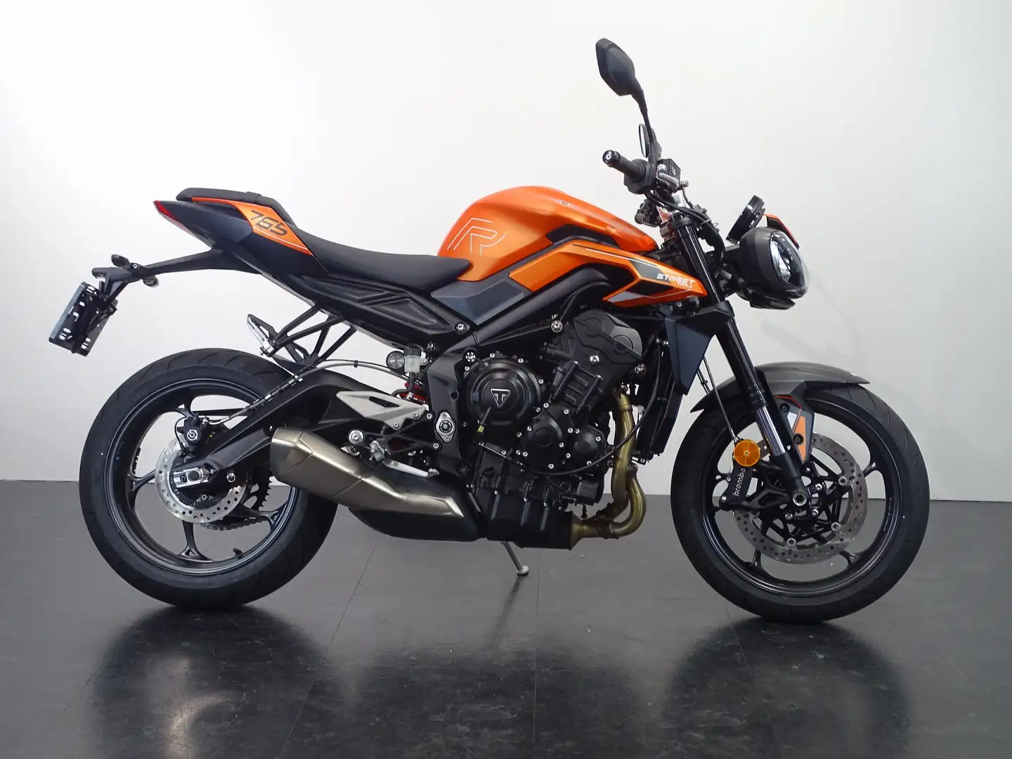 Triumph Street Triple R Oranje - 1