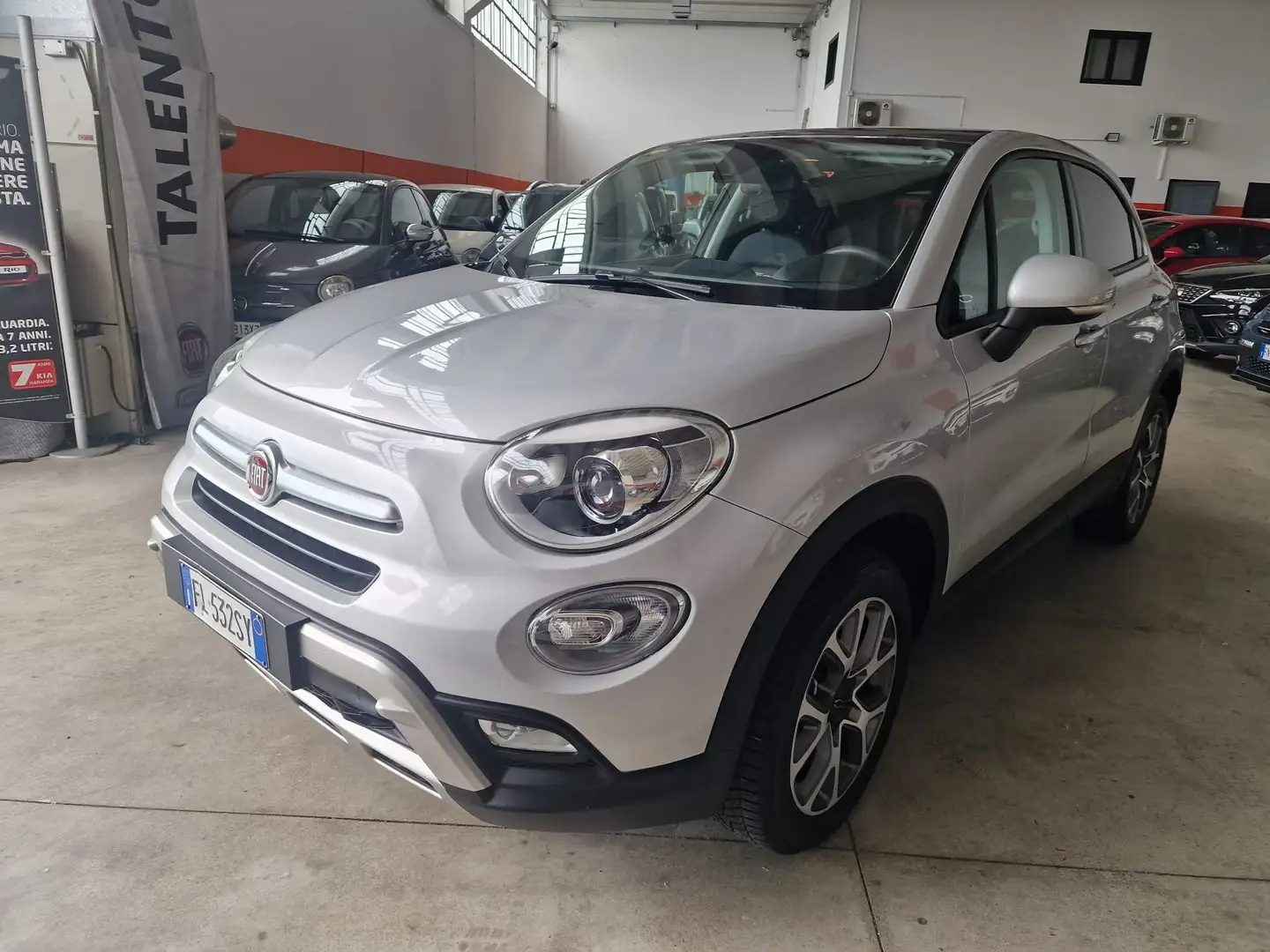 Fiat 500X 500 X 2015 1.4 m-air Cross Plus 4x4 170cv auto Zilver - 2