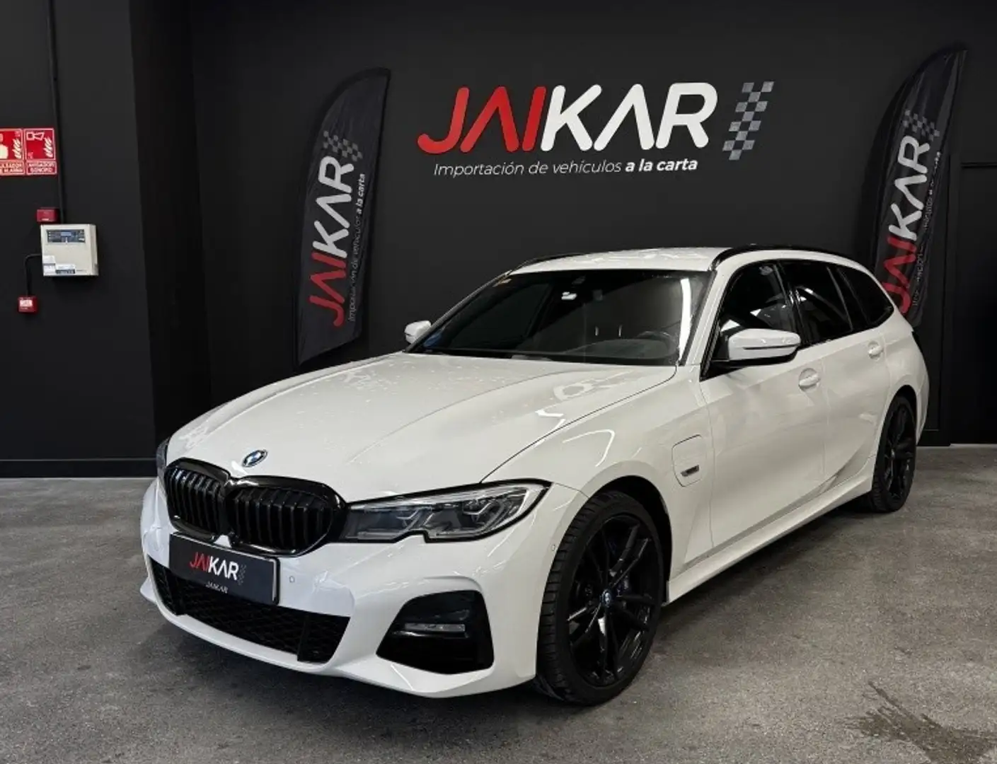 BMW 330 330e Weiß - 1