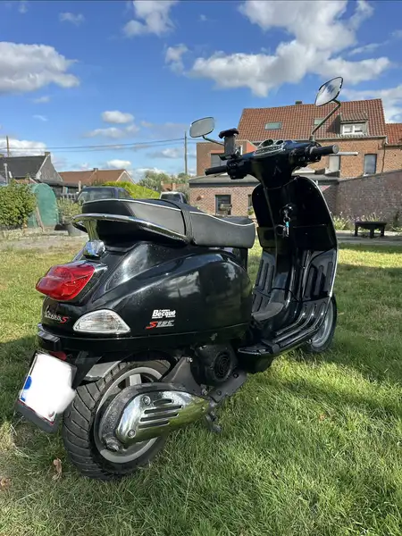 Vespa Sprint - foto 2