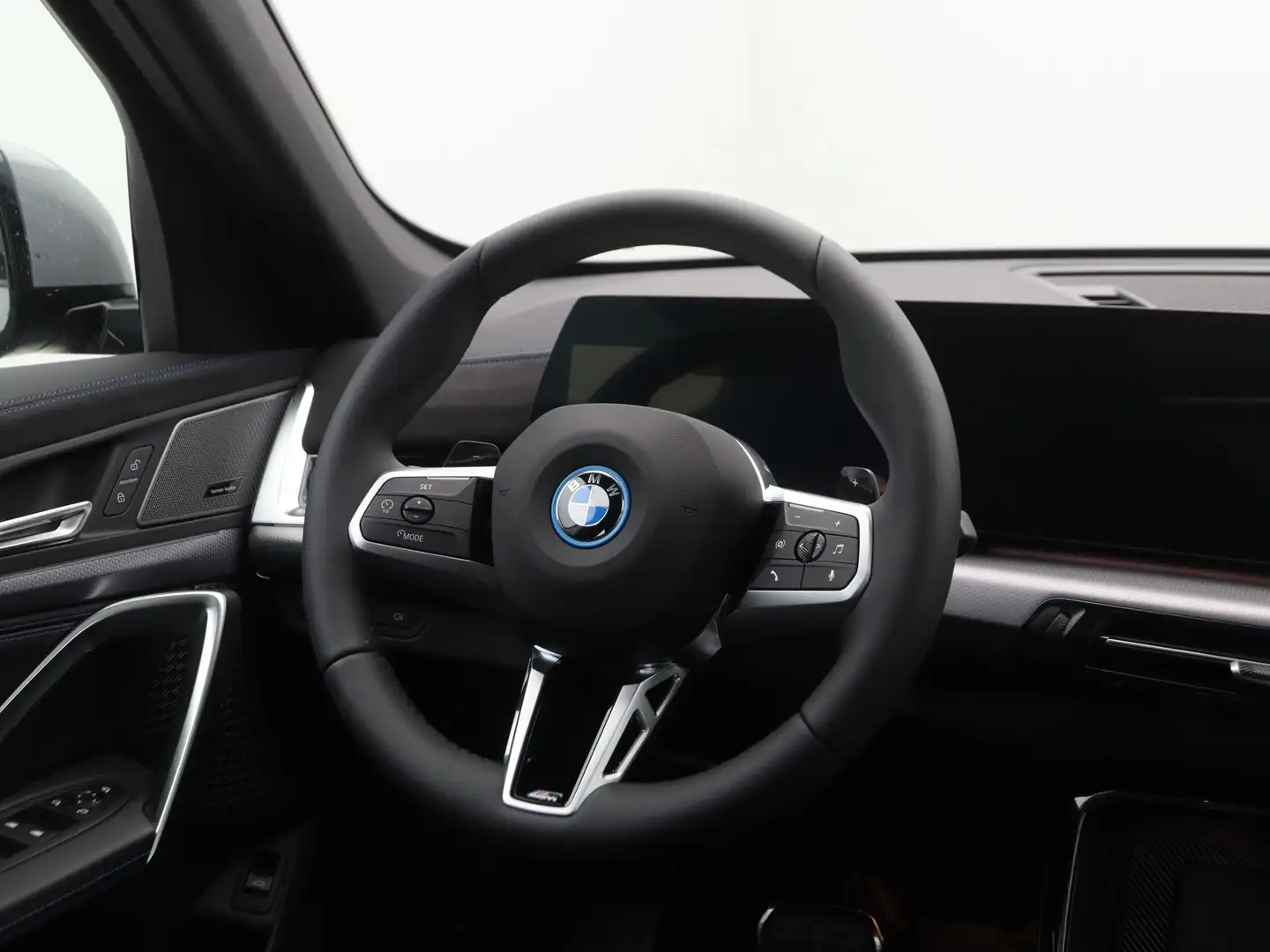 BMW X1 xDrive25e NARDO GREY Grau - 2