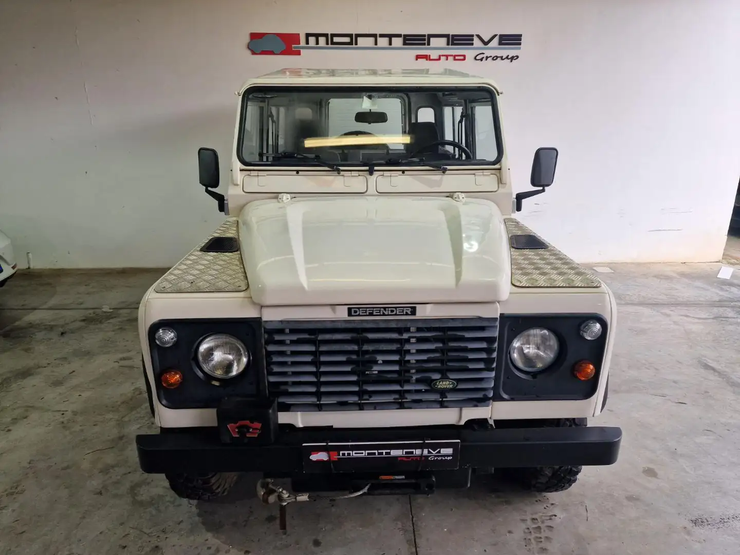 Land Rover Defender 90 2.5 Tdi Hard-top Weiß - 2