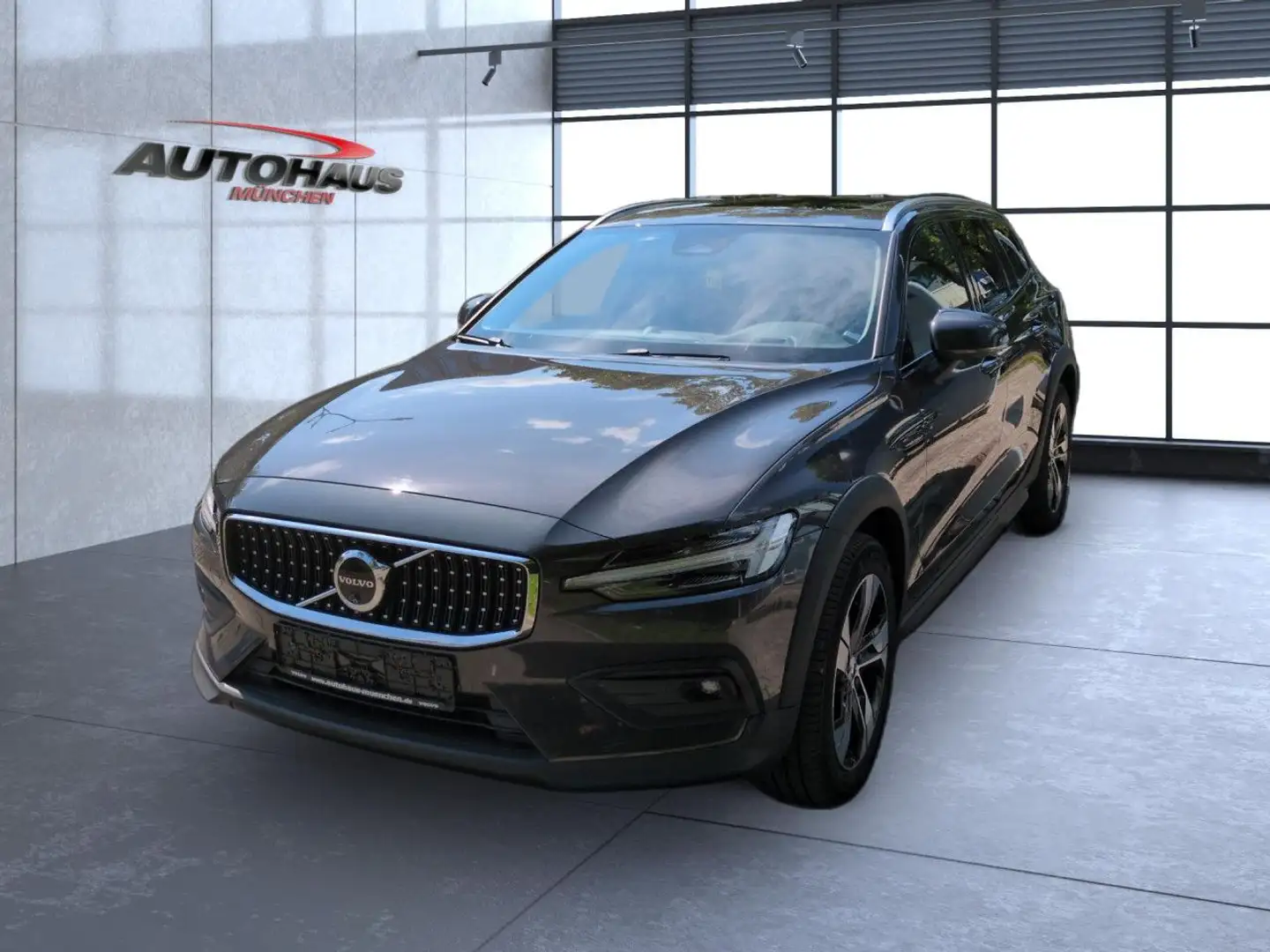 Volvo V60 Cross Country V60 CC Ultimate AWD Bluetooth Head Up Display Navi Grau - 2