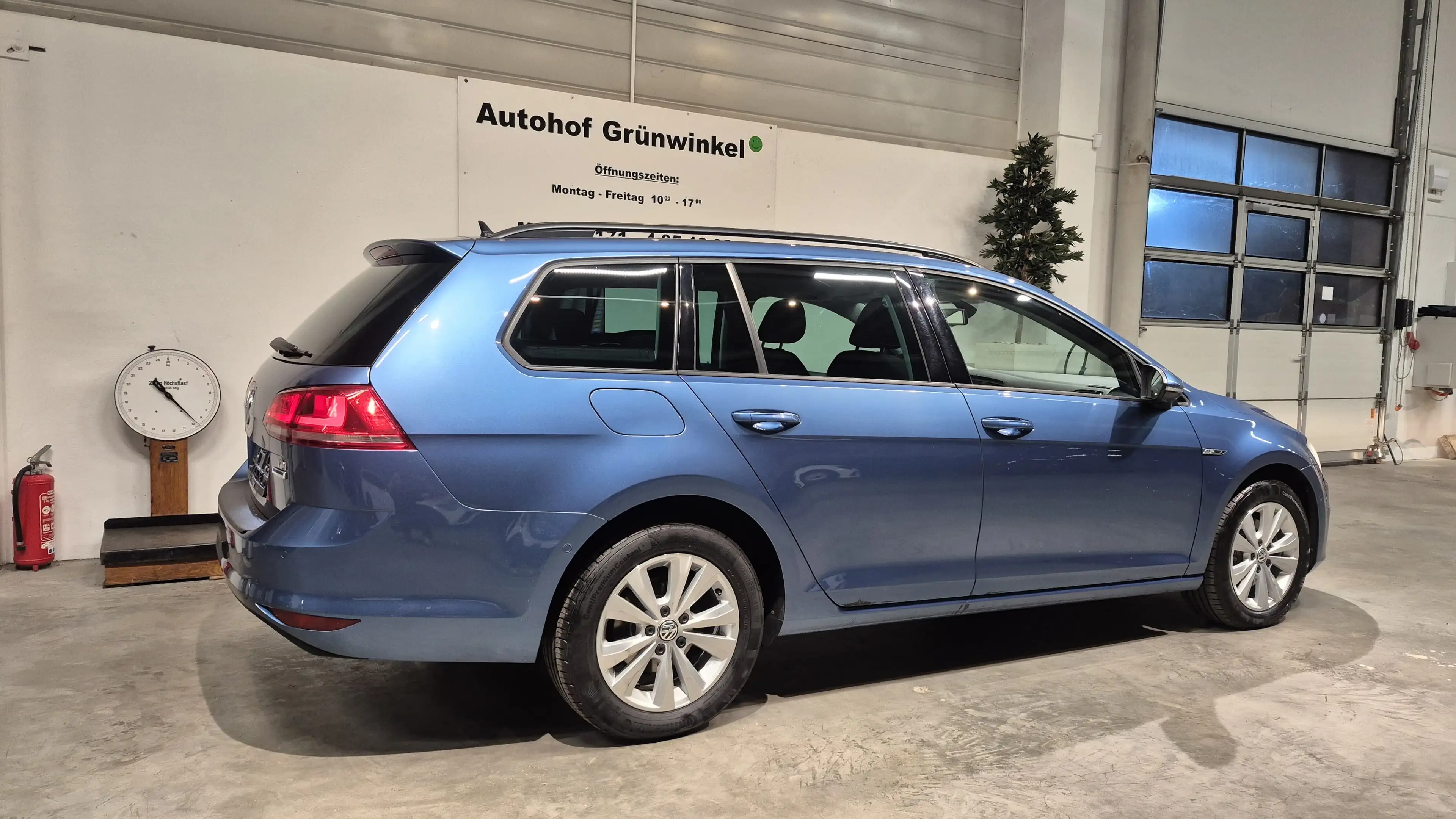 Volkswagen Golf Variant 1.6 Tdi Cup - Neue Inspektion +W. Reifen + GARANTIE — photo 2