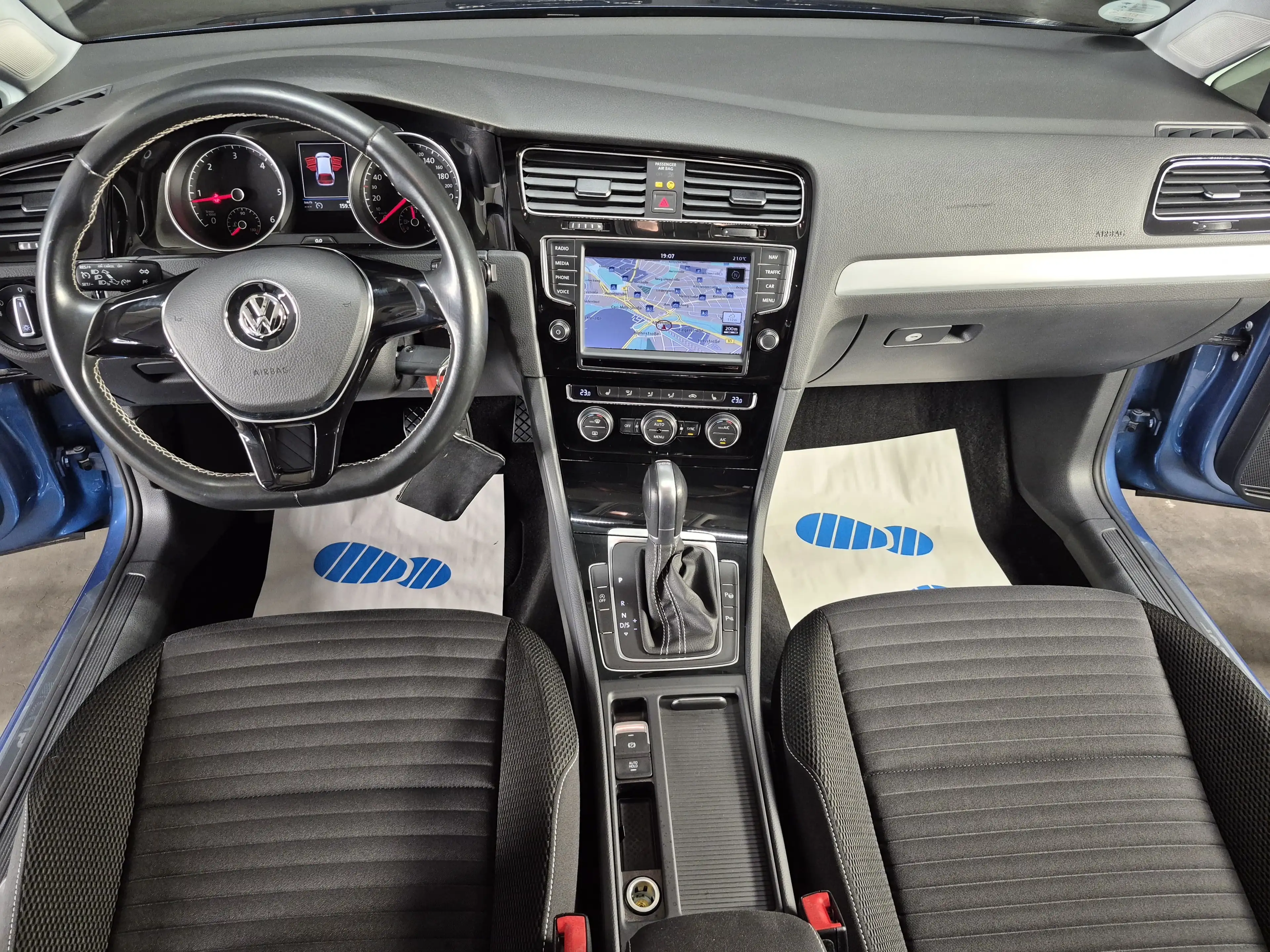 Volkswagen Golf Variant 1.6 Tdi Cup - Neue Inspektion +W. Reifen + GARANTIE — photo 15