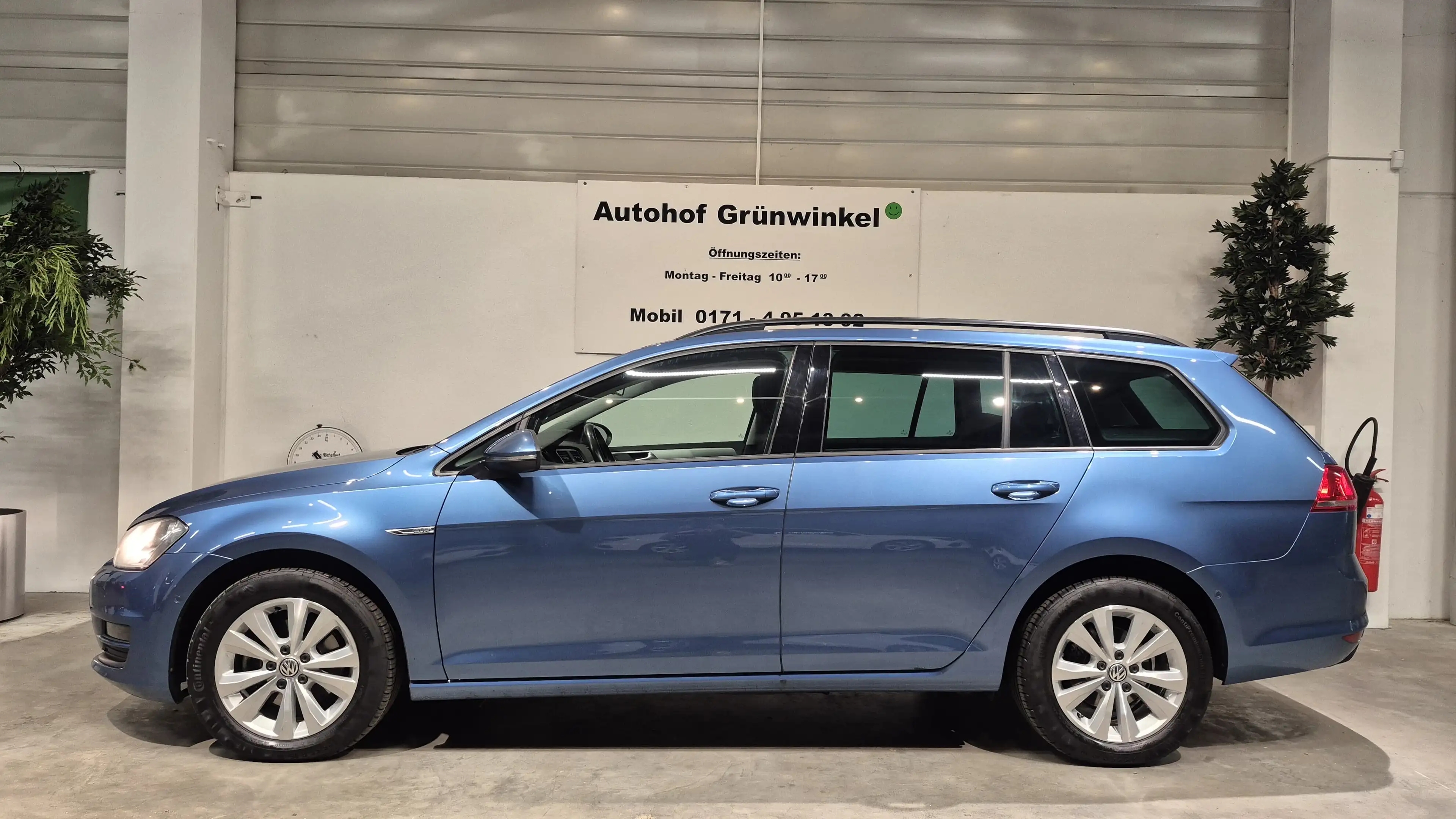 Volkswagen Golf Variant 1.6 Tdi Cup - Neue Inspektion +W. Reifen + GARANTIE — photo 4