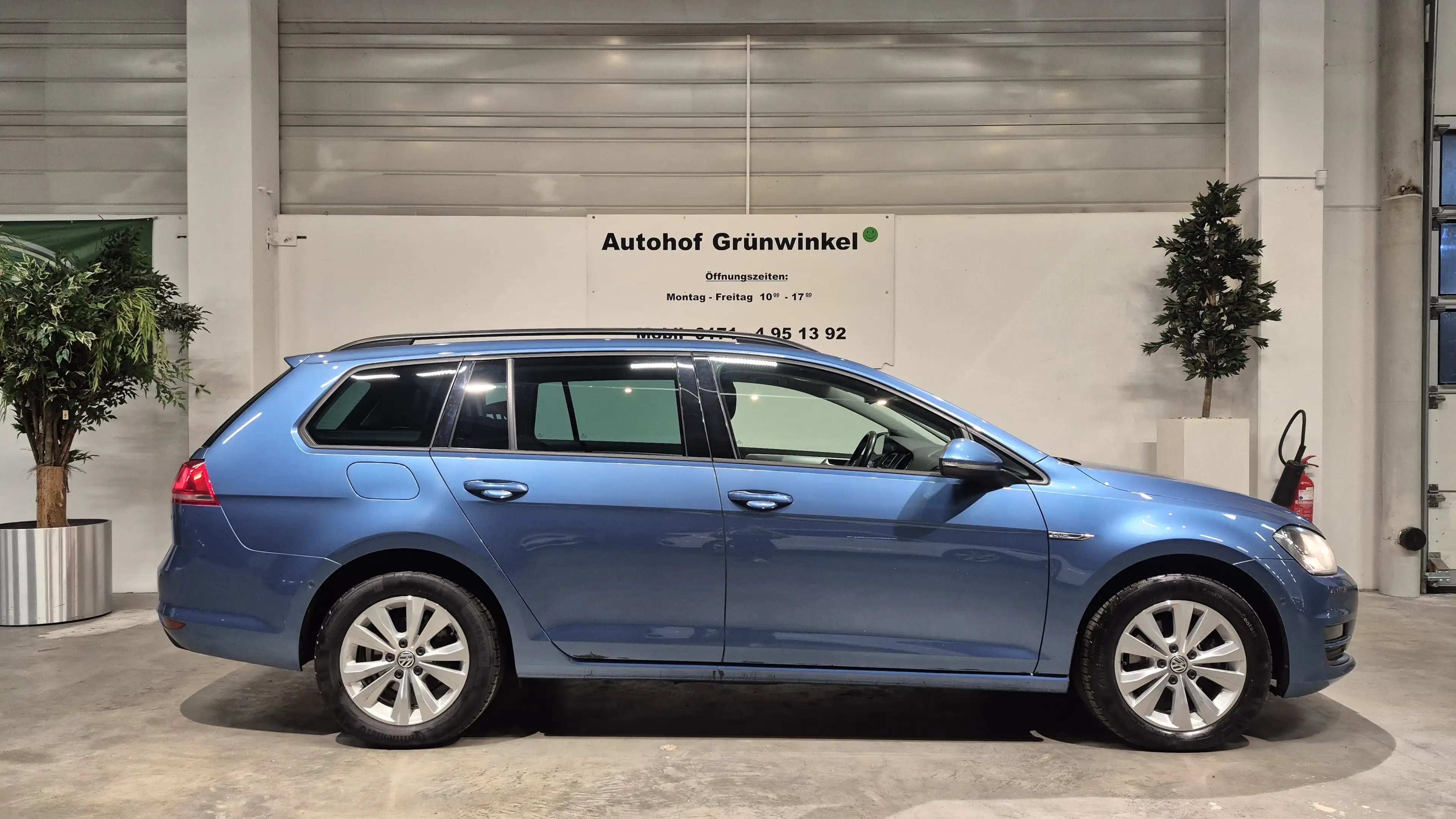 Volkswagen Golf Variant 1.6 Tdi Cup - Neue Inspektion +W. Reifen + GARANTIE — photo 5