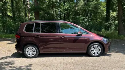 Annonce voiture d'occasion Volkswagen Touran - CARADIZE