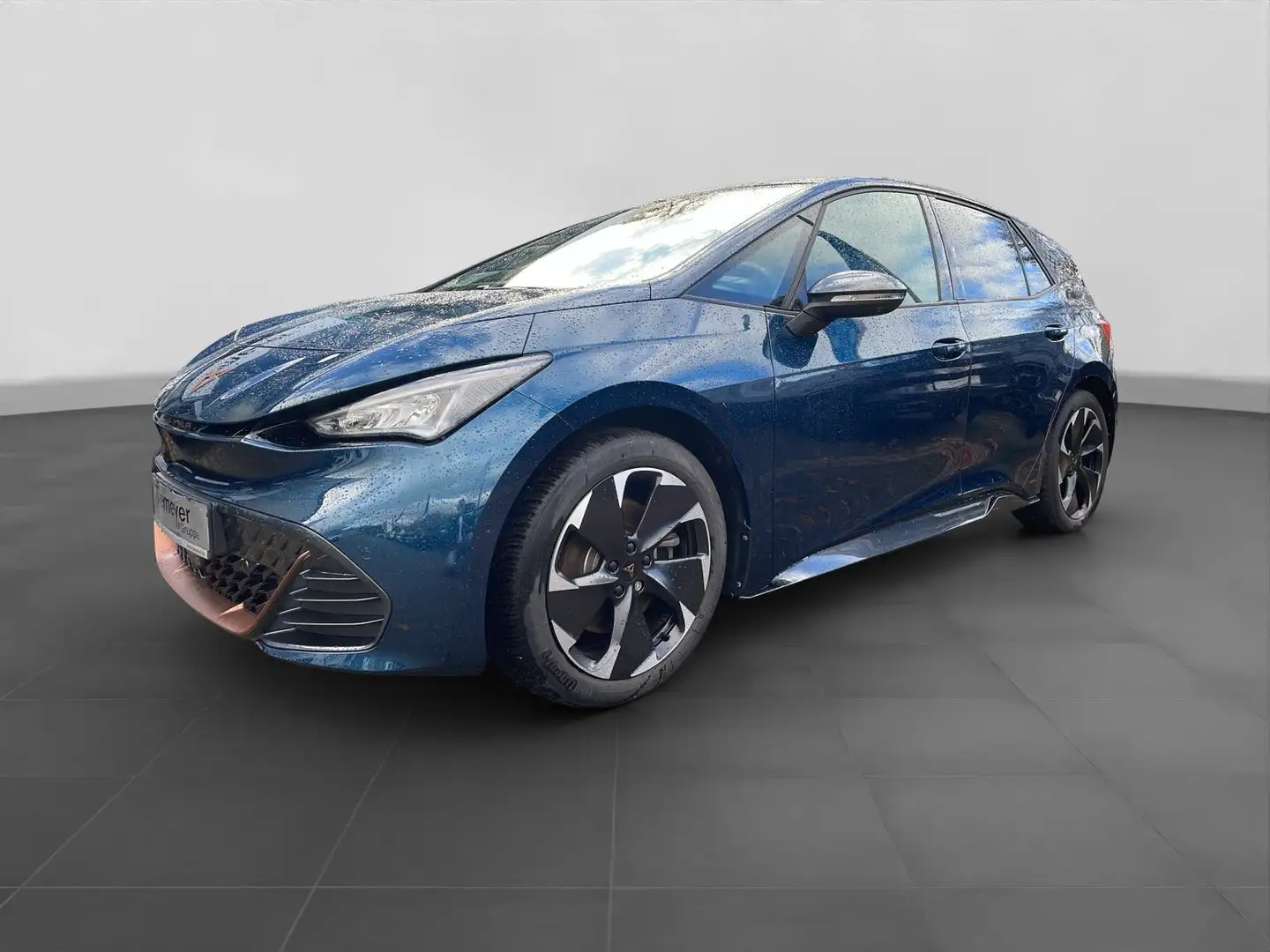 CUPRA Born 170kW e-BOOST ASSIST LM19 360° Blau - 2