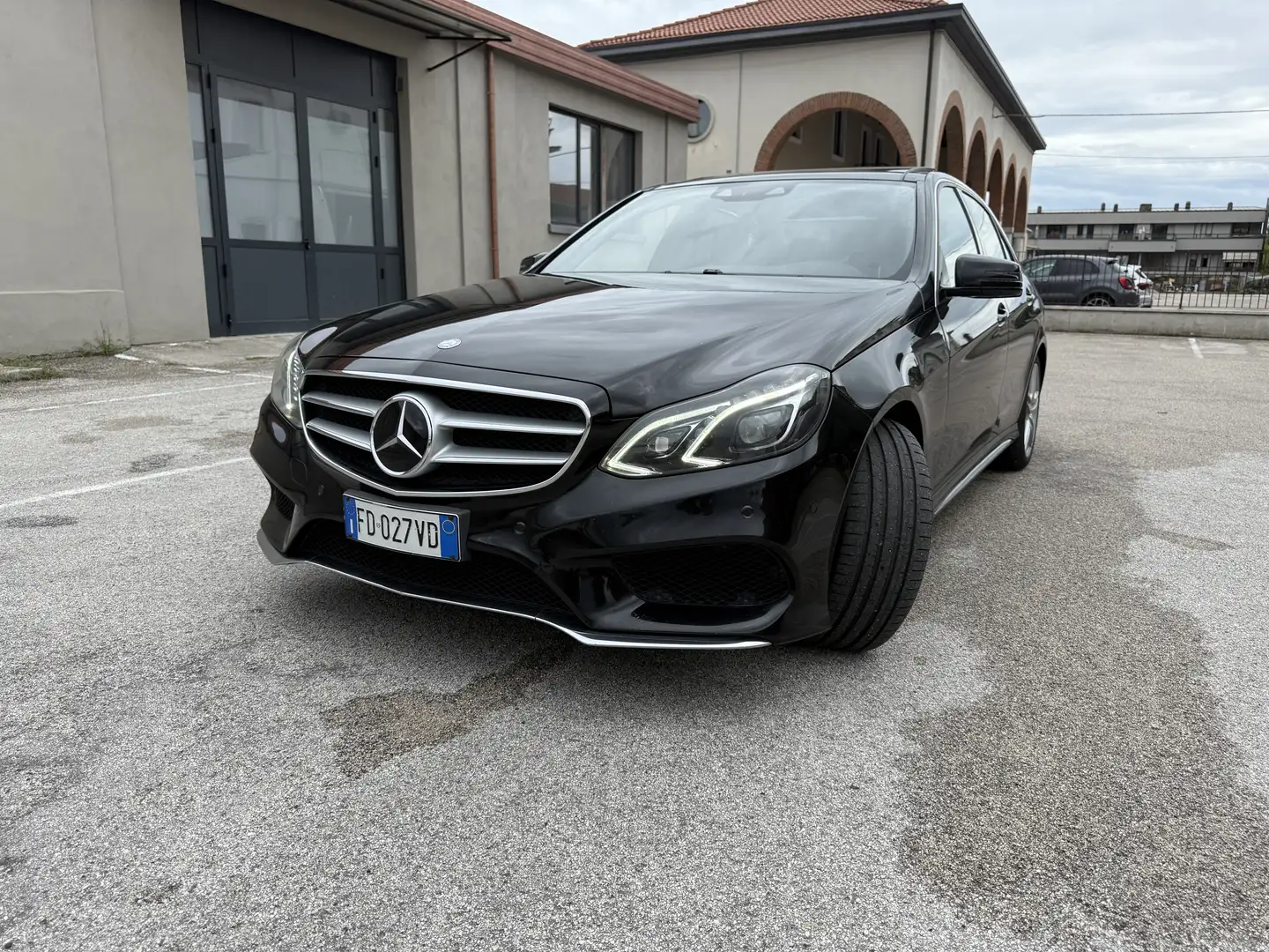 Mercedes-Benz E 350 bt Sport 4matic auto - 1