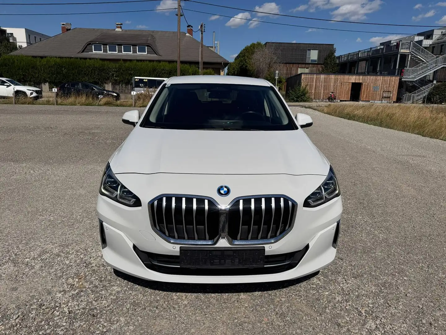 BMW 225 225e xDrive PHEV Active Tourer Aut. Weiß - 2