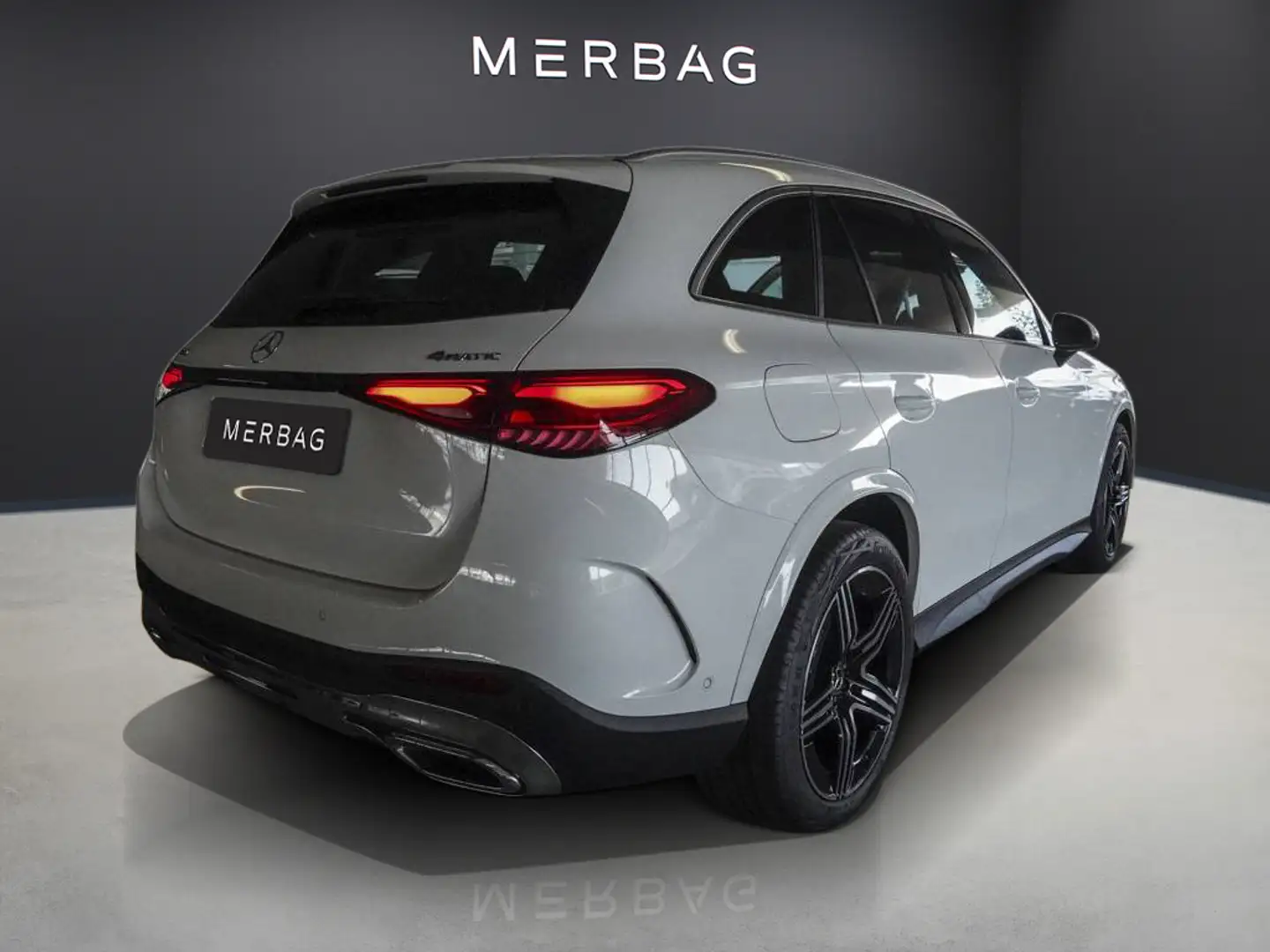 Mercedes-Benz GLC 200 EDITION-AMG-DISTRONIC-MEMORY-AHK-UVP 71.000 Blanc - 2
