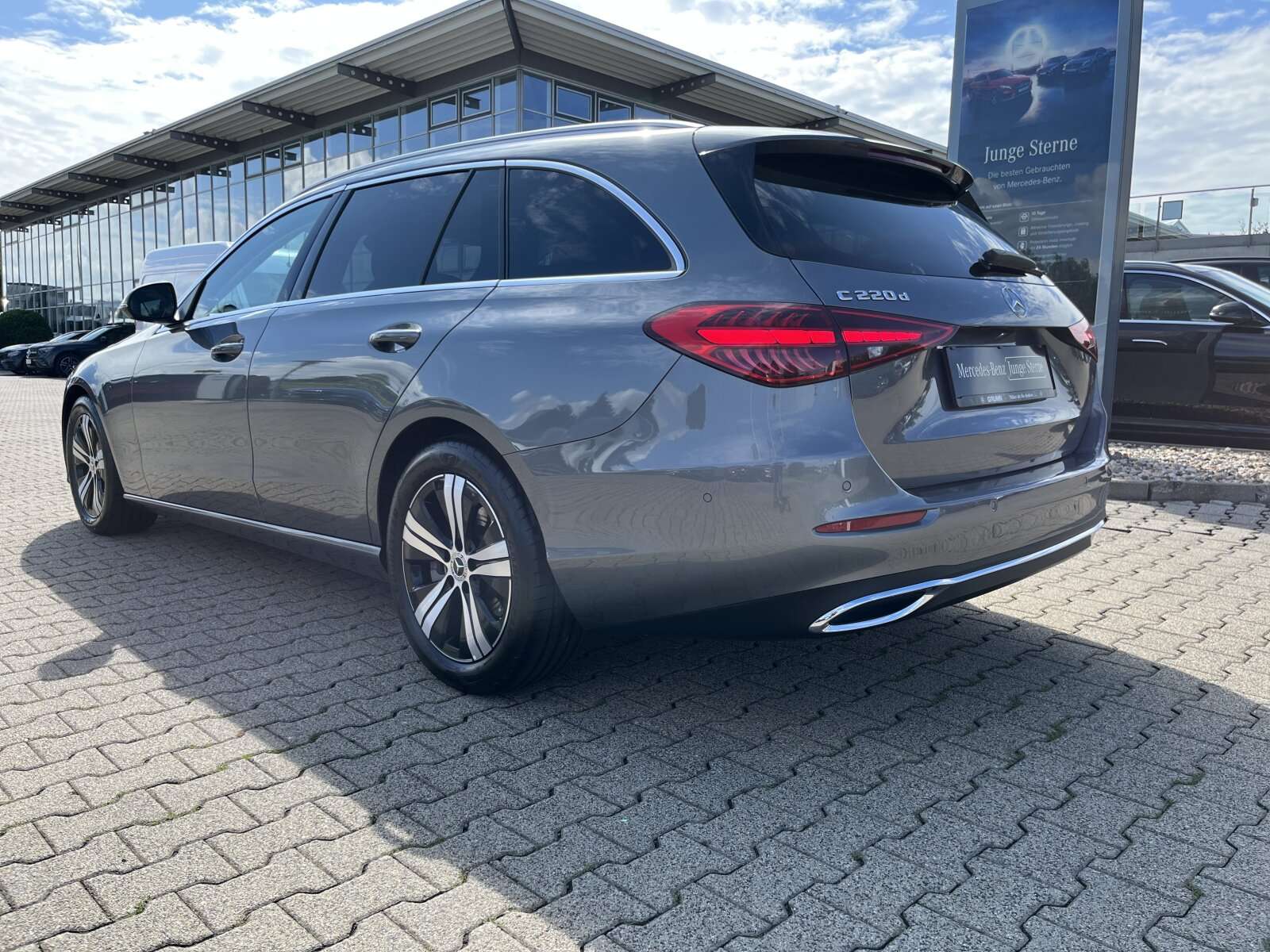 Mercedes-Benz C 220