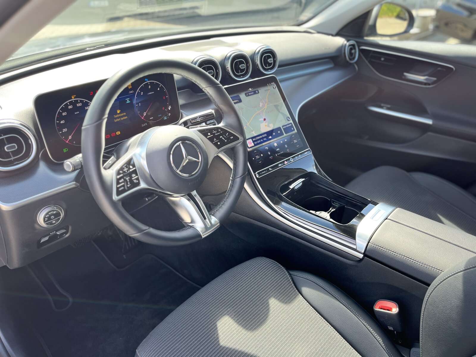 Mercedes-Benz C 220