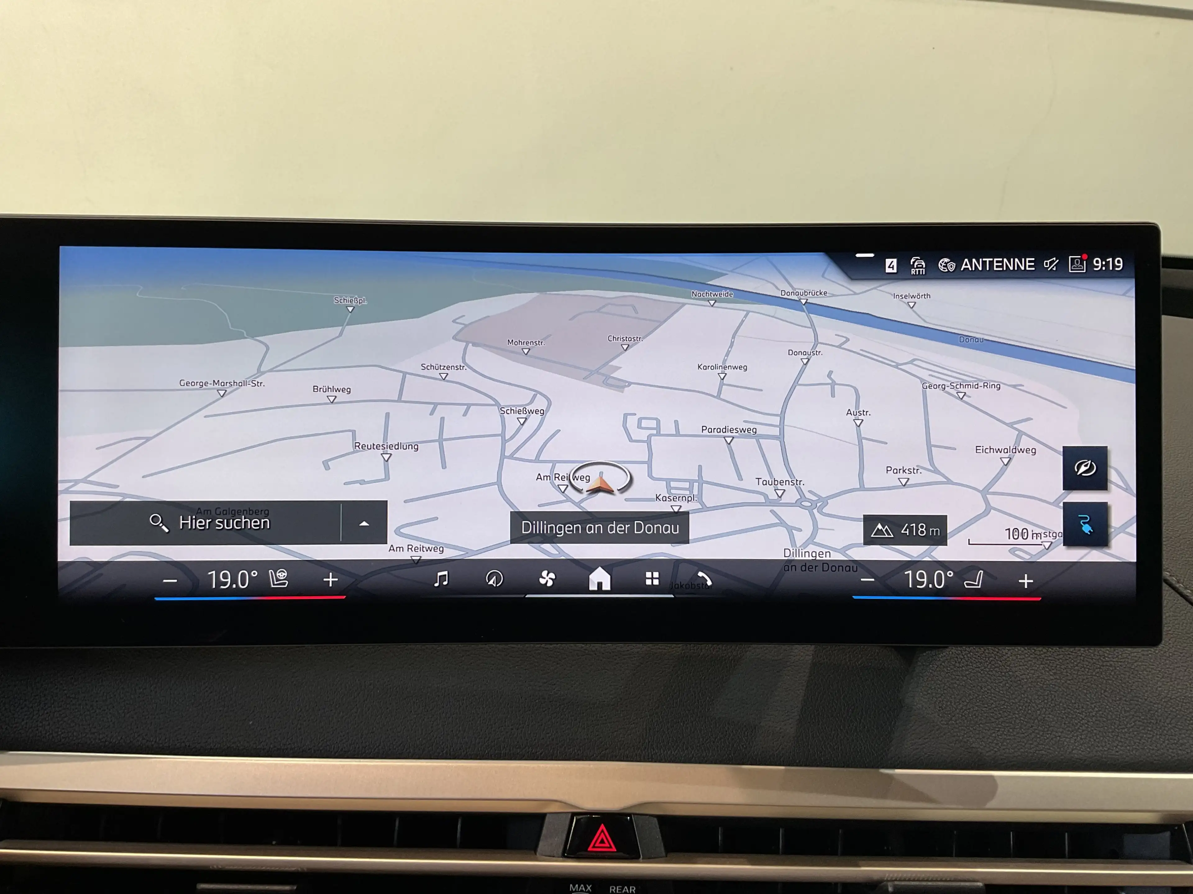 BMW iX xDrive60 |Aktivlenkung |Luftfederung |Sky Lounge — photo 5