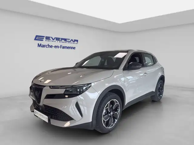 Alfa Romeo Junior Elettrica 54 kWh ***CARPLAY*HEAT PUMP*FULL LED***
