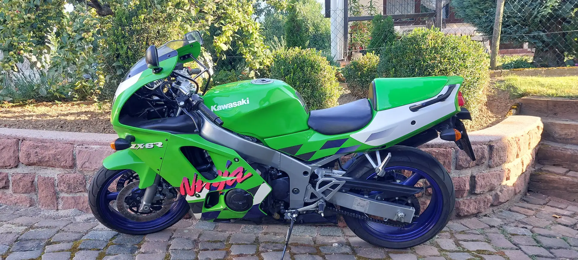 Kawasaki Ninja ZX-6R Sportmotorrad Verde - 2