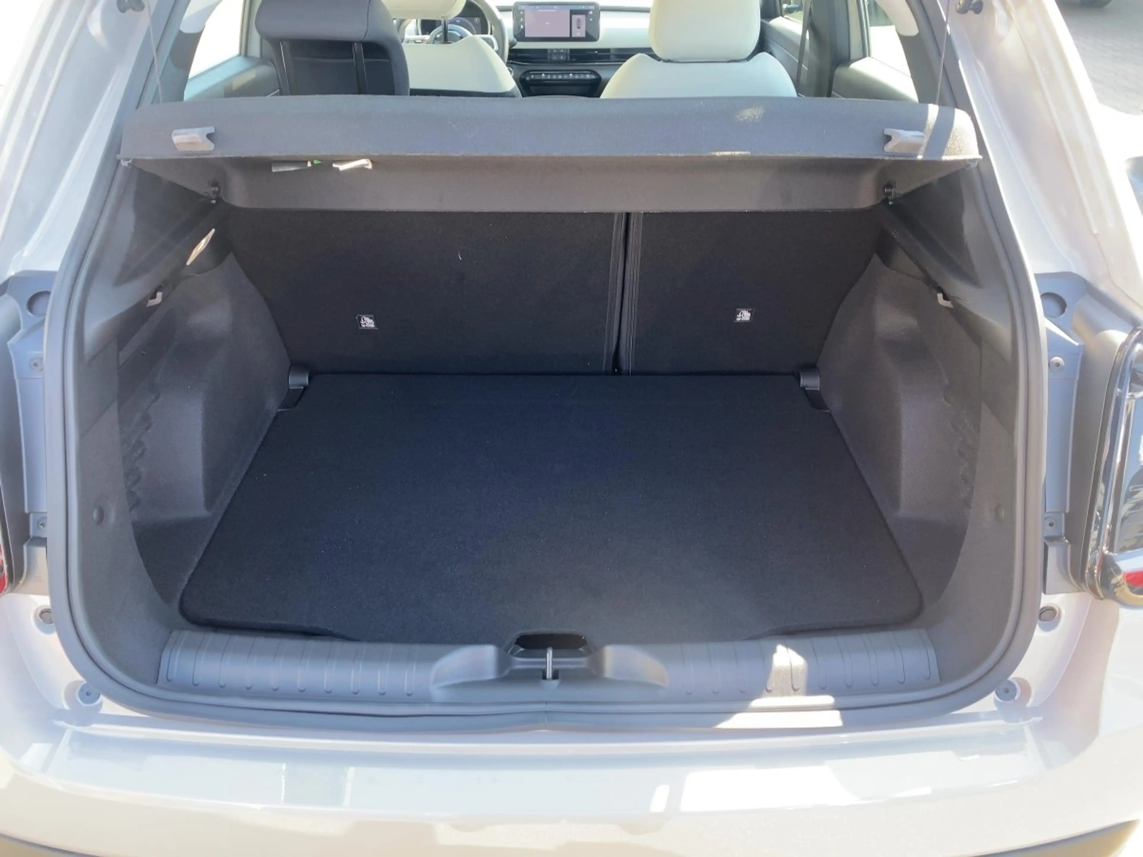 Fiat 600 1.2 Business Edition LED+Navi+SHZ+Kam.+LM — photo 8