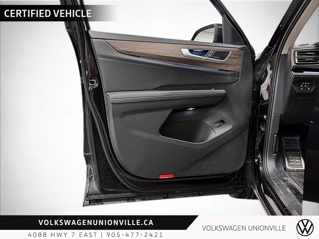 Volkswagen Atlas photo Volkswagen Atlas