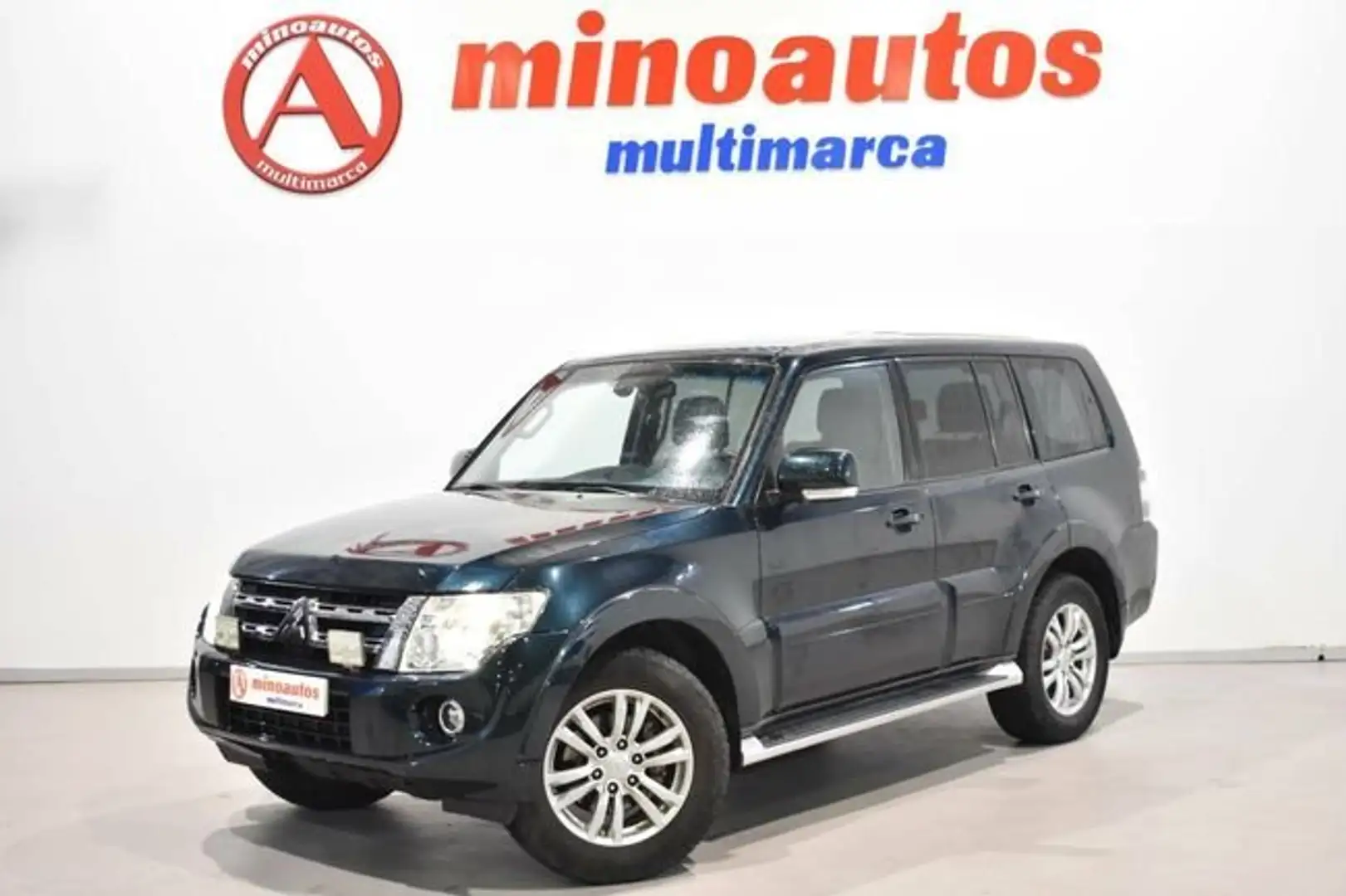 Mitsubishi Pajero MONTERO 3.2 DI-D 200 CV 4X4 Verde - 2