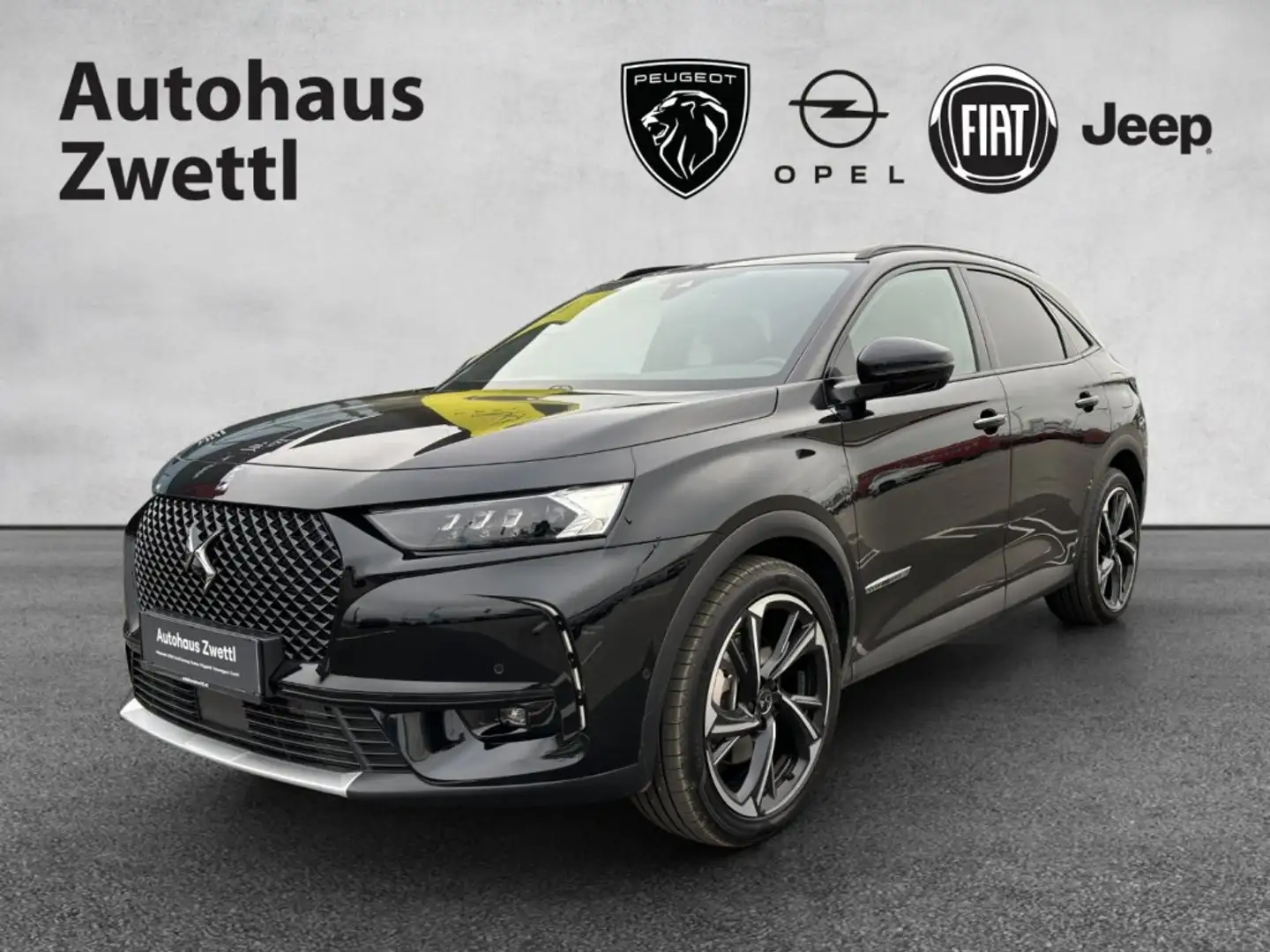 DS Automobiles DS 7 Crossback E-Tense 300 PHEV 4x4 Louvre Aut. Schwarz - 1