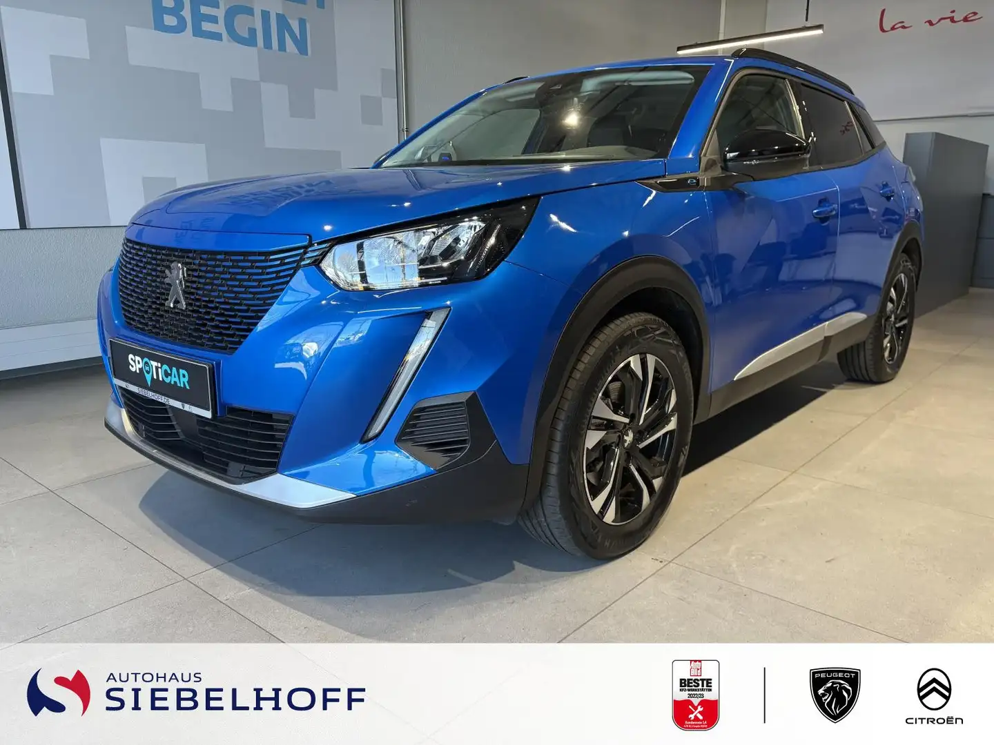 Peugeot 2008 e-2008 Allure Pack Elektromotor 136 Blau - 2