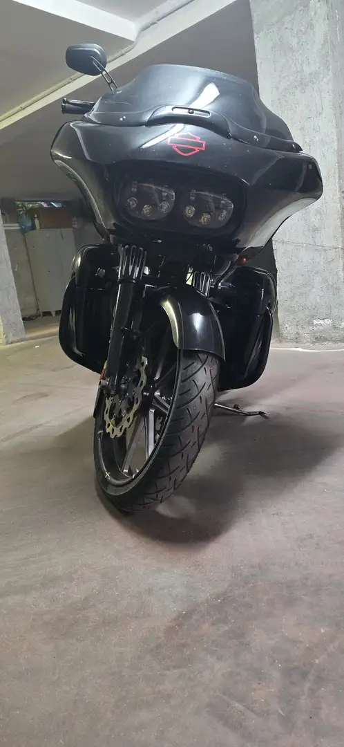 Harley-Davidson Street Glide Zwart - 1