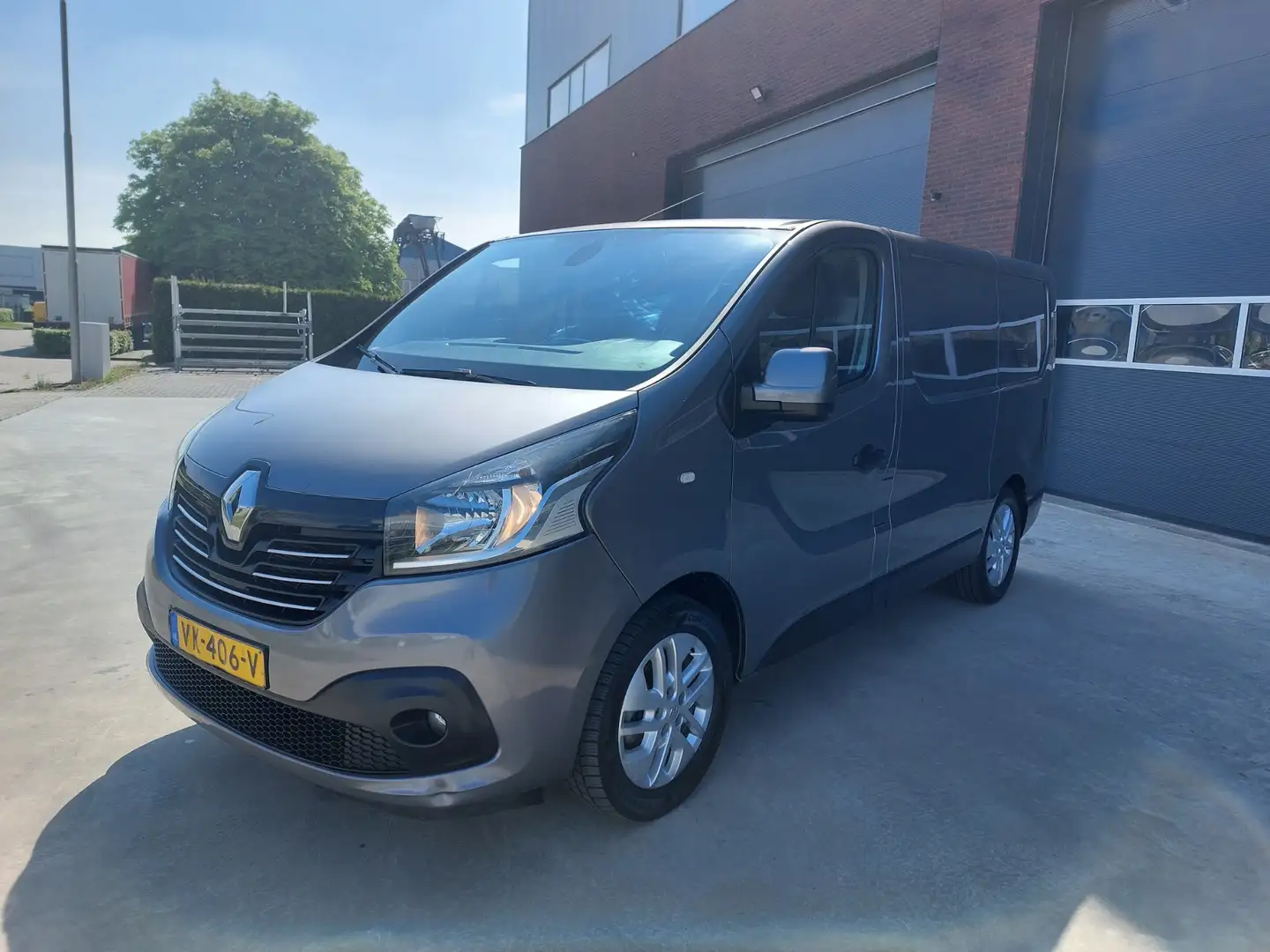 Renault Trafic 1.6 dCi T29 L1H1 Turbo2 Energy Airco Navi 3 persoo Grijs - 1