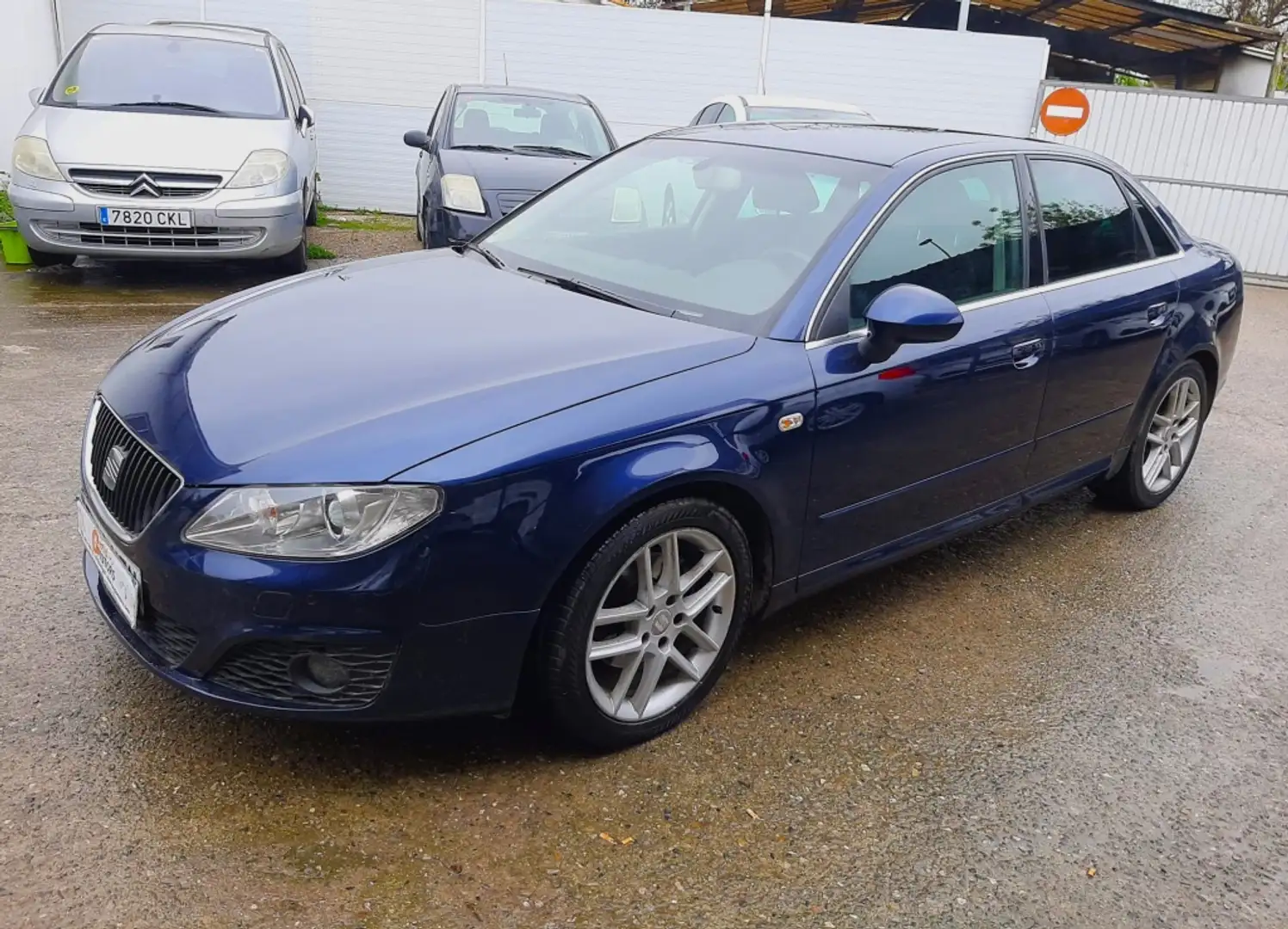SEAT Exeo ST 2.0TDI CR Reference Azul - 1