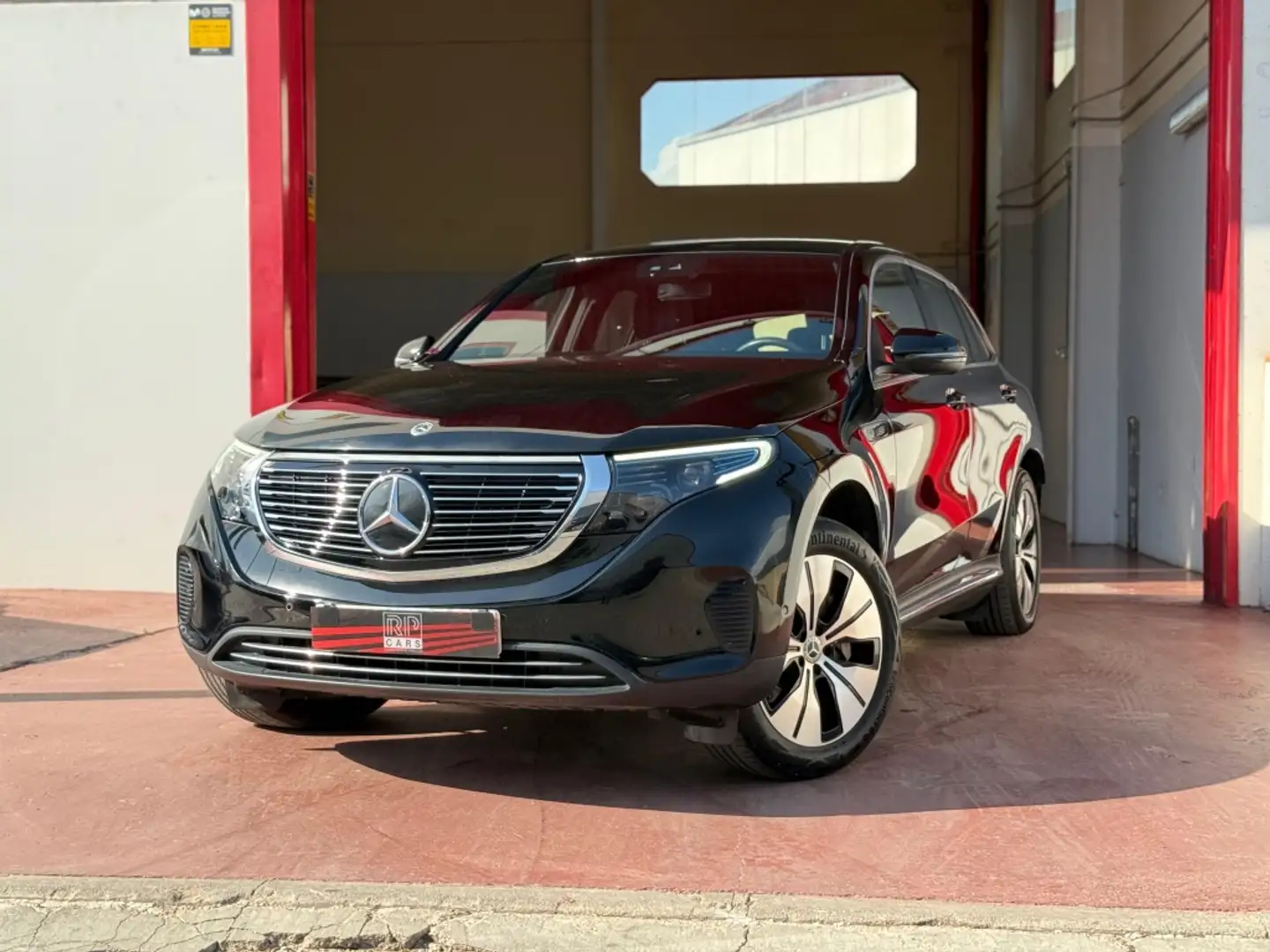Mercedes-Benz EQC 400 4MATIC Negro - 1