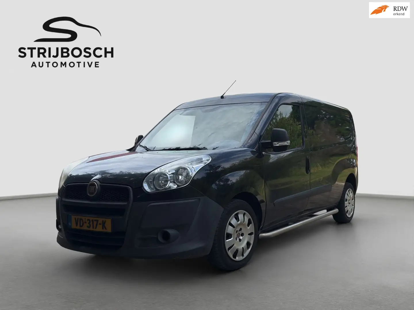 Fiat Doblo Cargo L2H1 Maxi 1.6 MultiJet Aut. SX Navi, PDC, Cr Zwart - 1